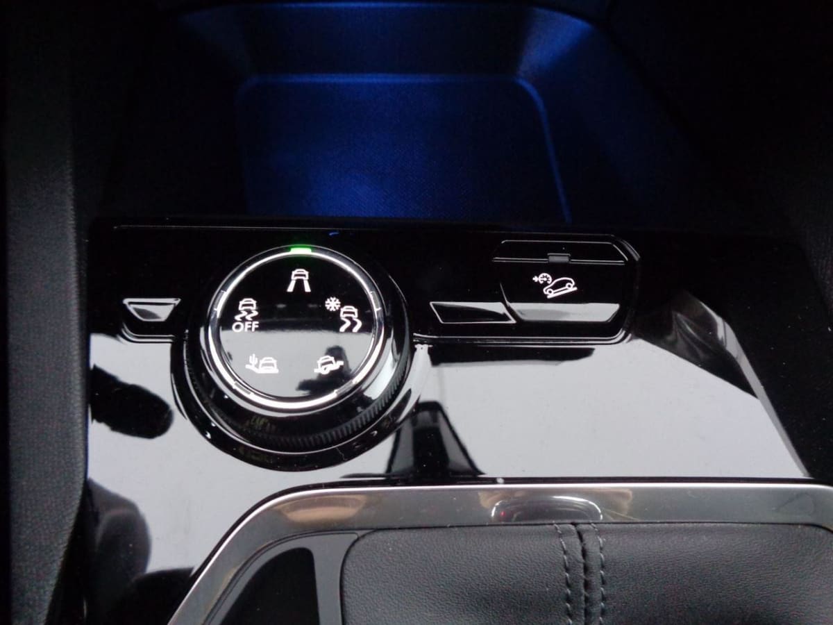 125026500_p2 - PEUGEOT - 3008 - 2023 - photo 8