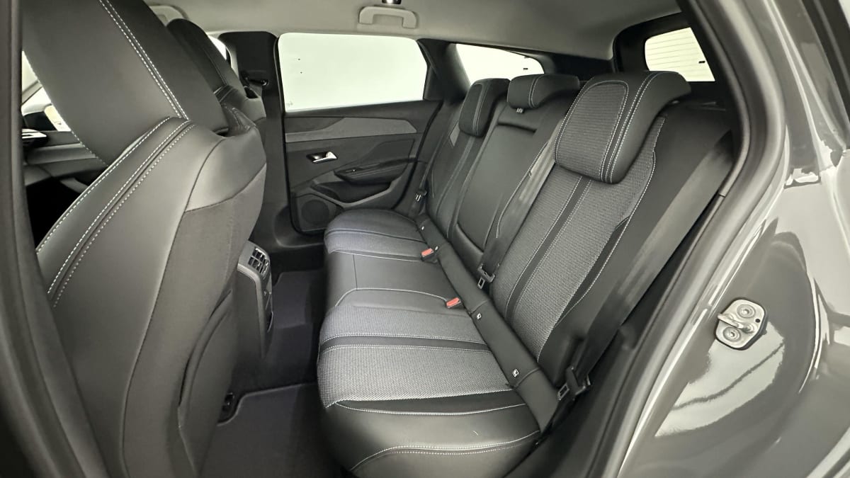 351834_p2 - PEUGEOT - 308 SW - 2025 - photo 9