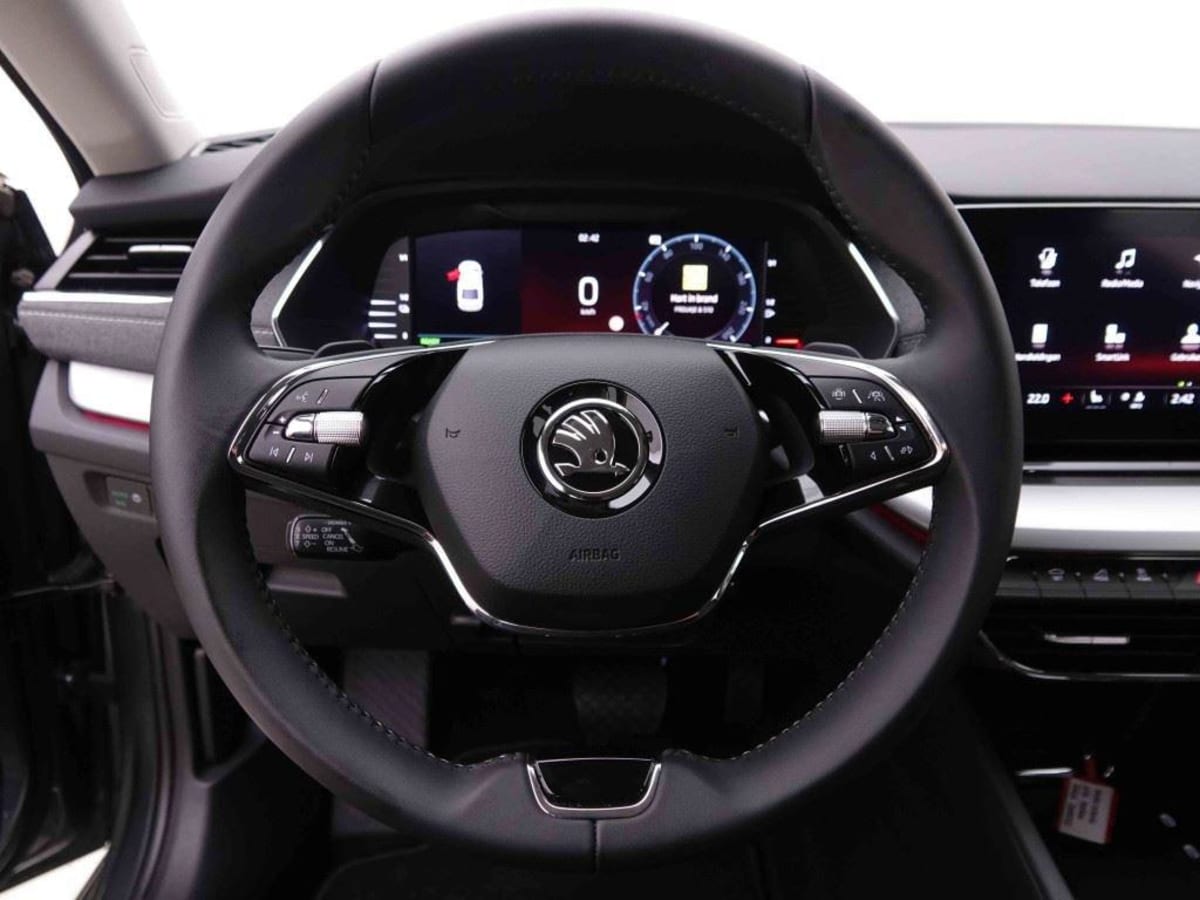 348573_p2 - SKODA - OCTAVIA - 2025 - photo 7