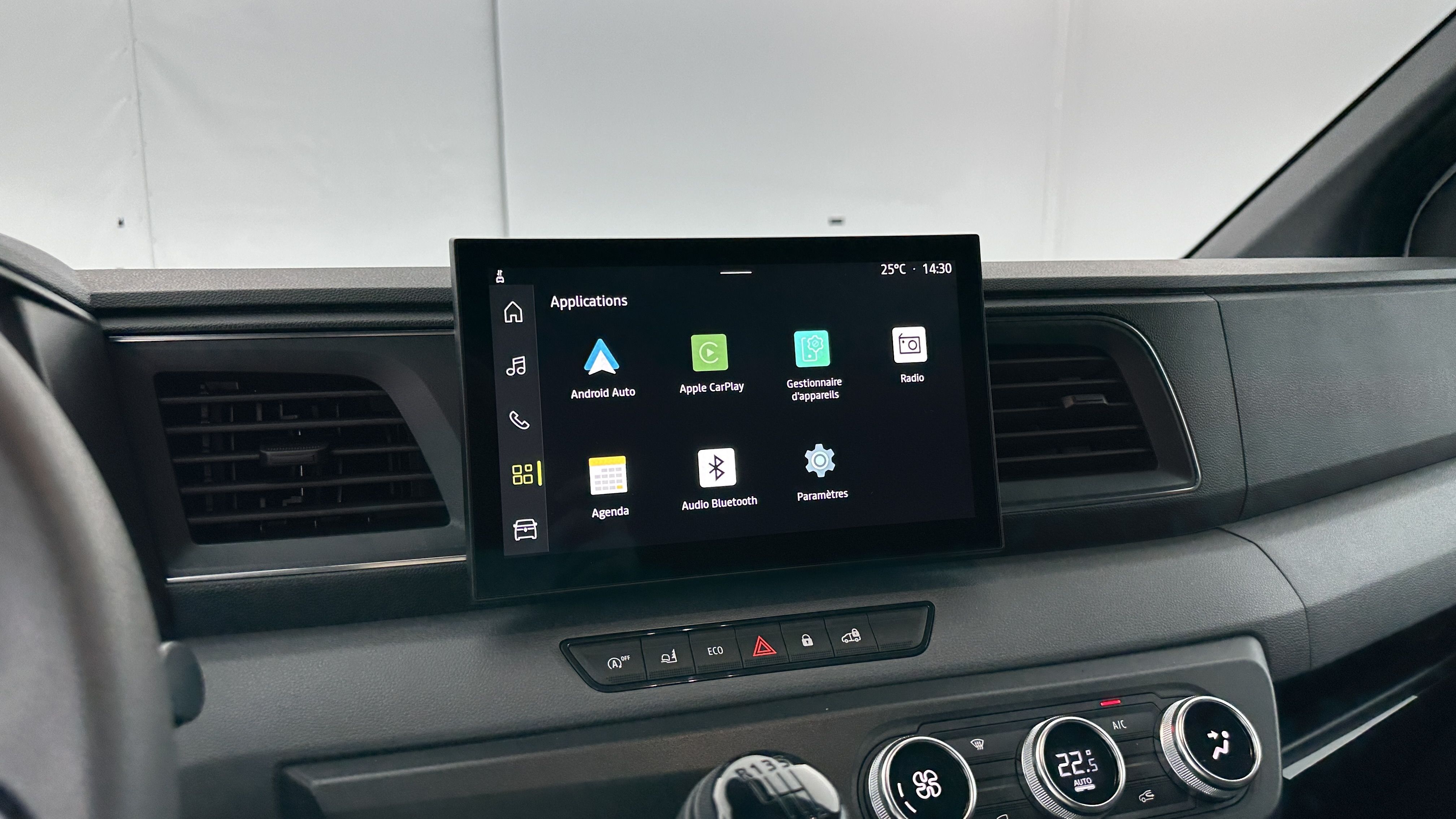 GLI00007234_p53 - RENAULT - MASTER - 2025 - photo 14