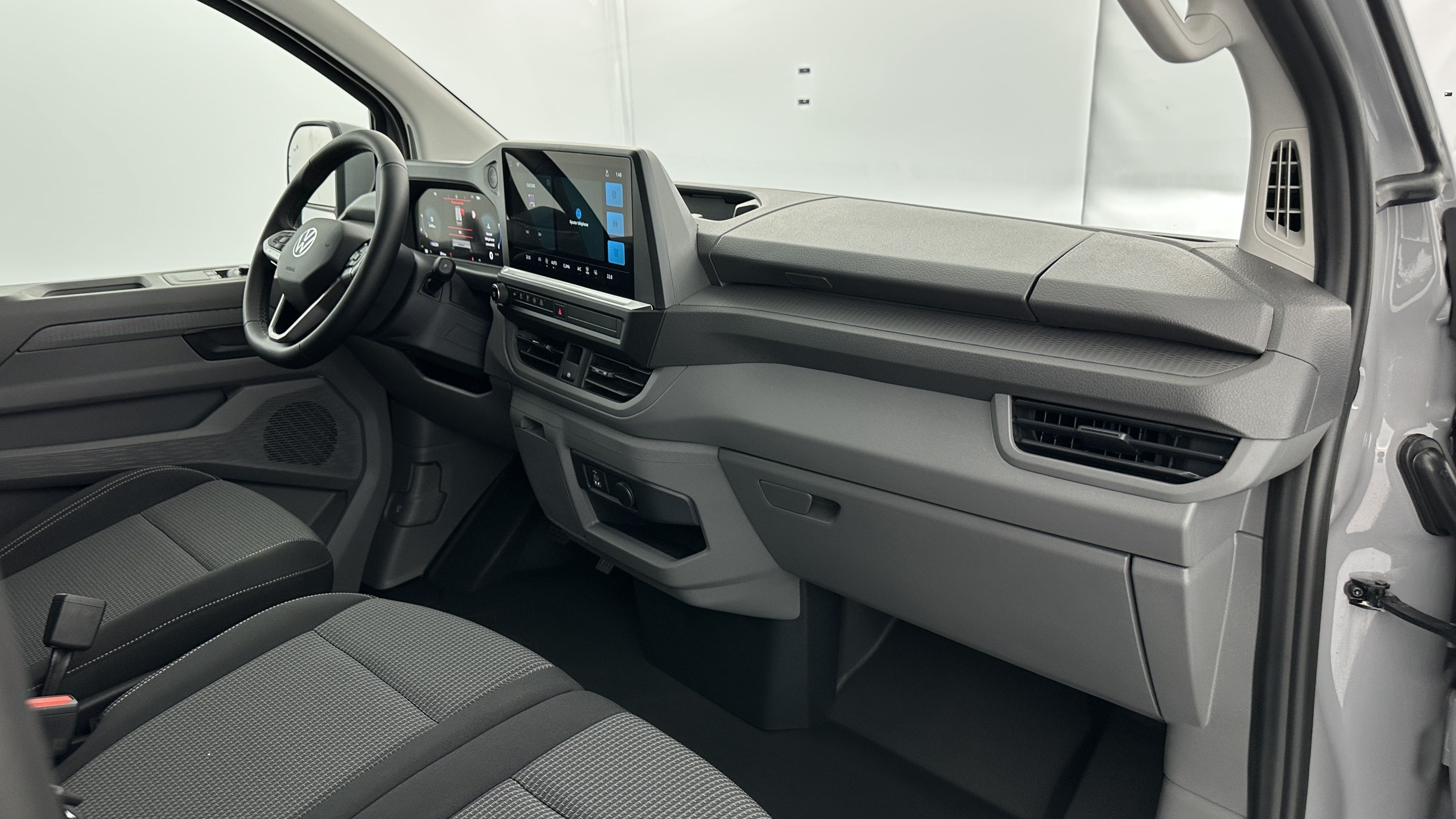 GLI00008067_p53 - VOLKSWAGEN - TRANSPORTER - 2025 - photo 7