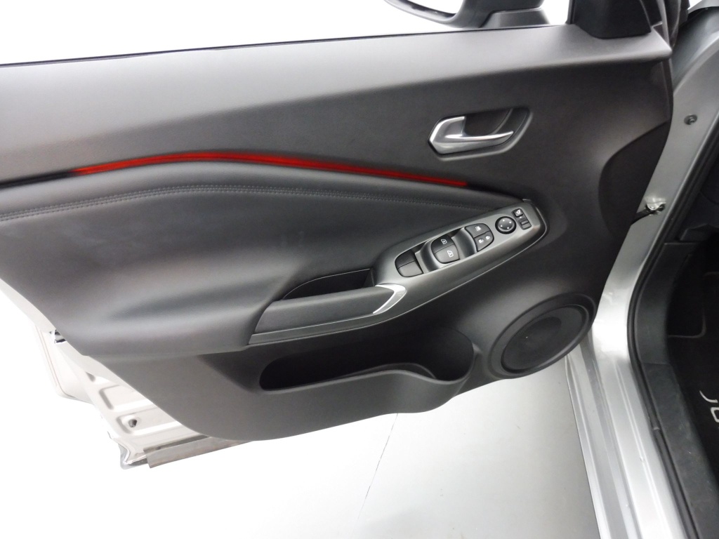 73132_p51 - NISSAN - JUKE - 2025 - photo 18