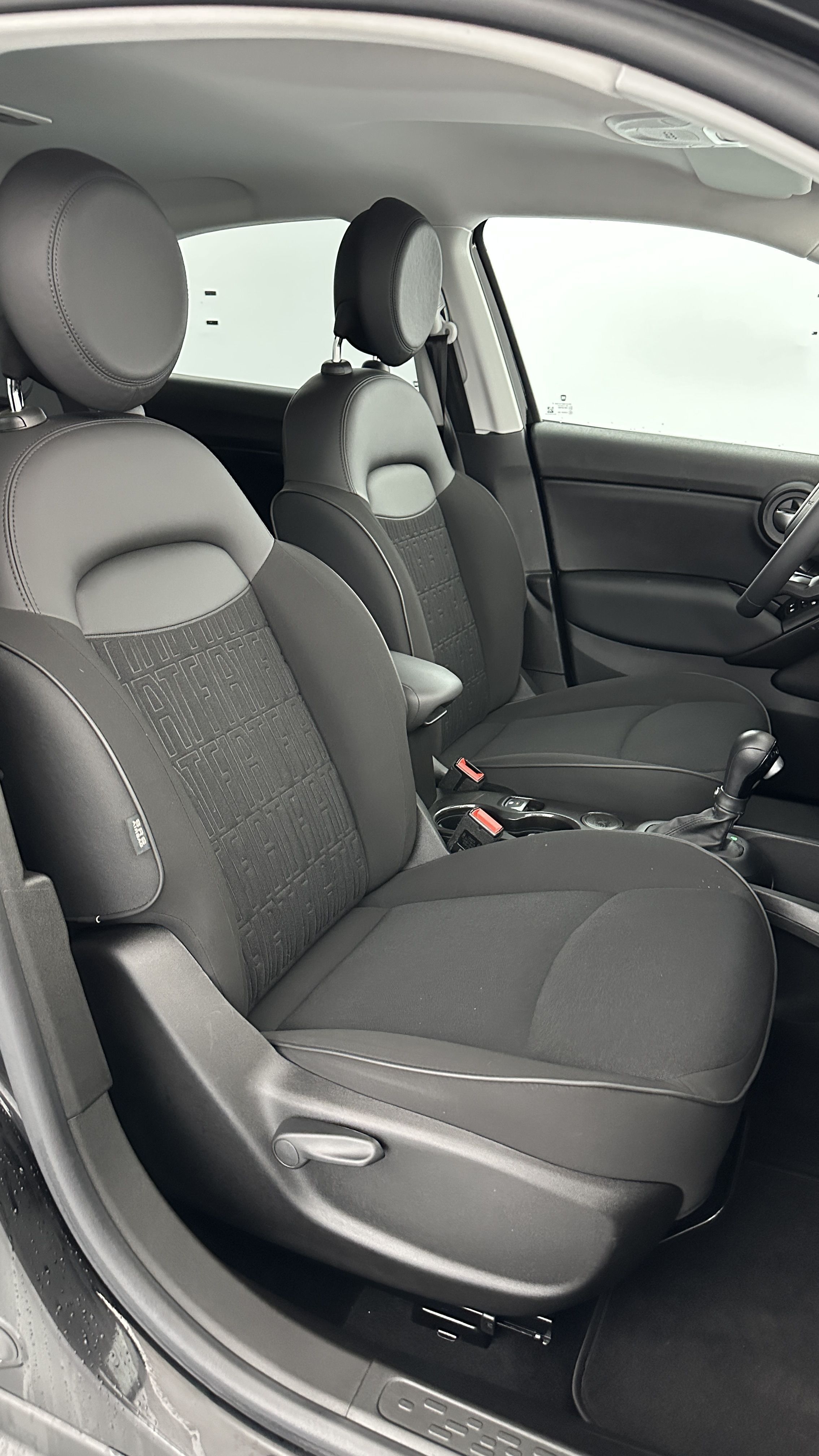 GLI00007618_p53 - FIAT - 500 X - 2023 - photo 17