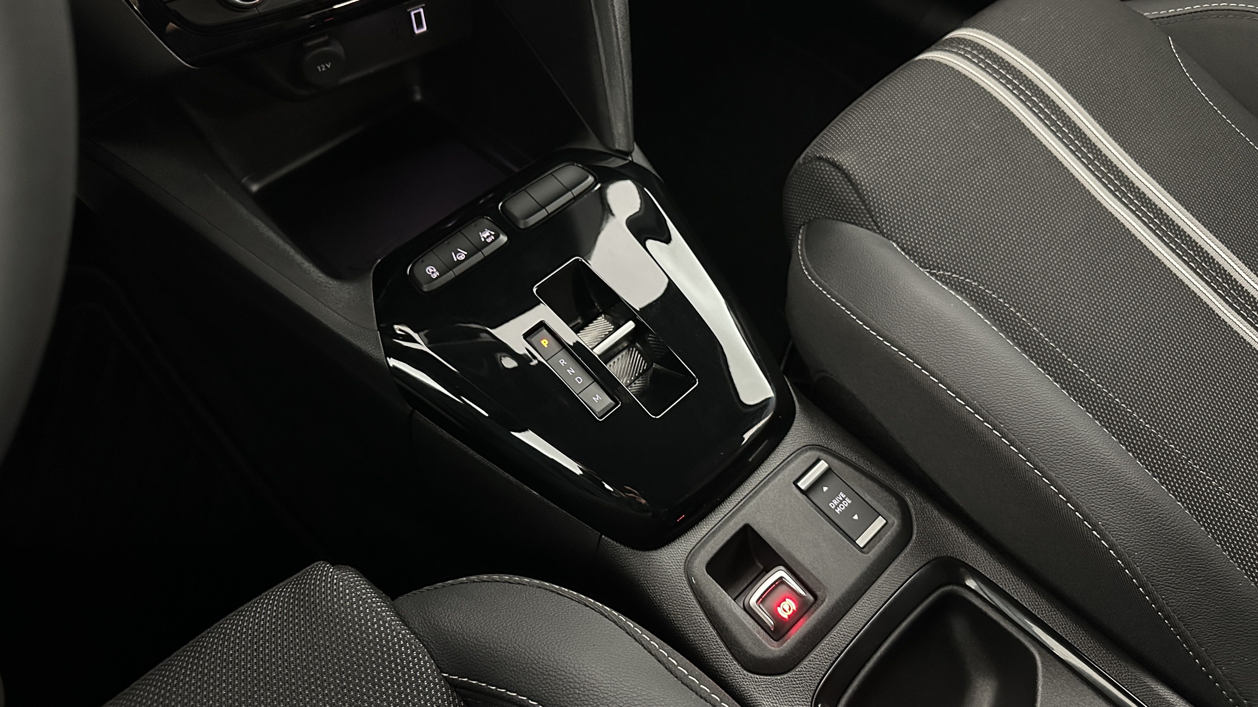 GLI00010127_p53 - OPEL - CORSA - 2025 - photo 20