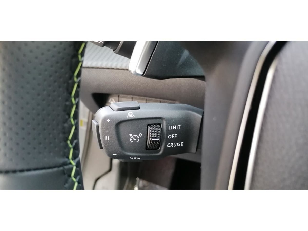 351953_p2 - PEUGEOT - 2008 - 2025 - photo 6