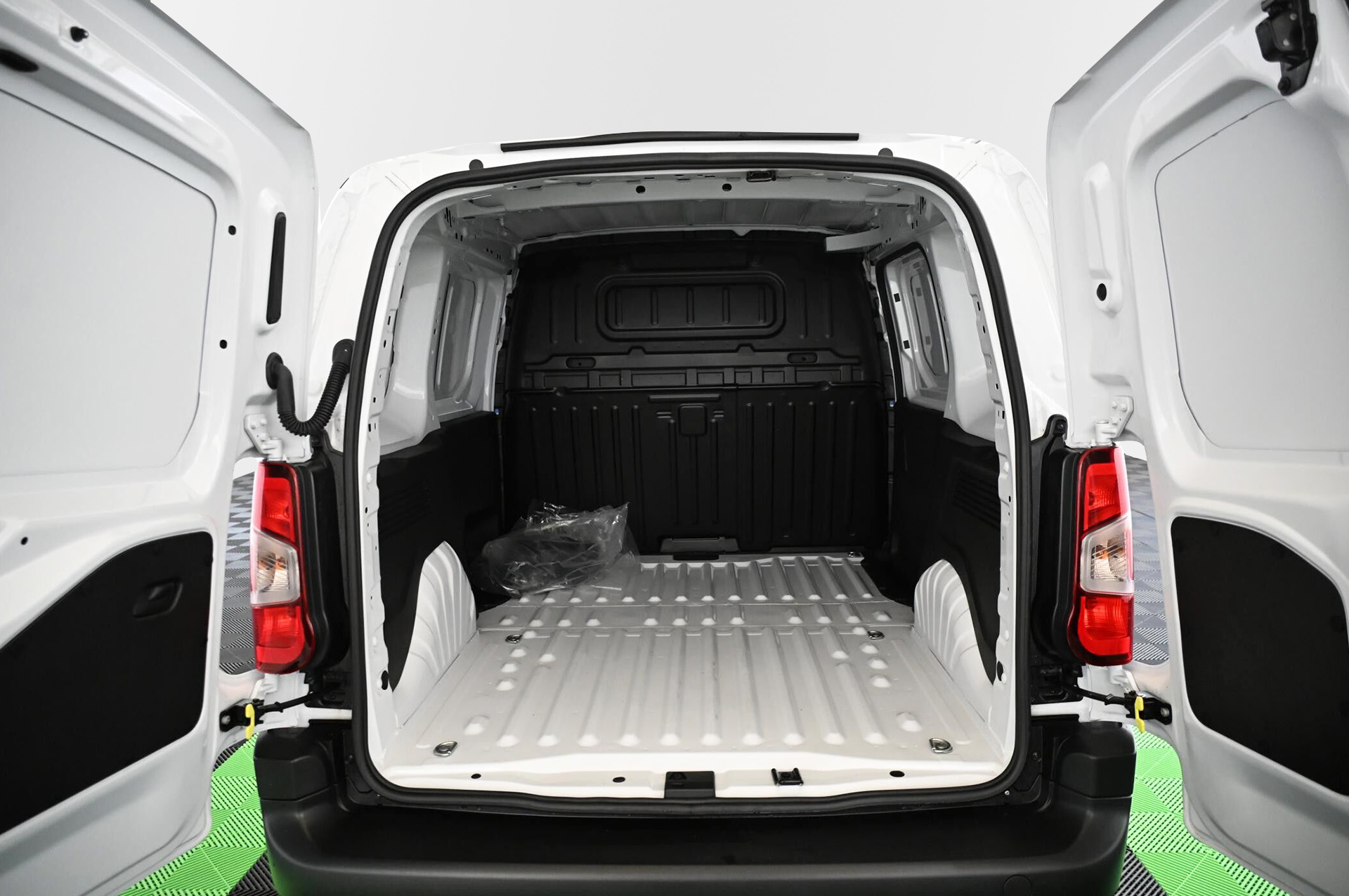 18856_p35 - CITROEN - BERLINGO - 2024 - photo 30