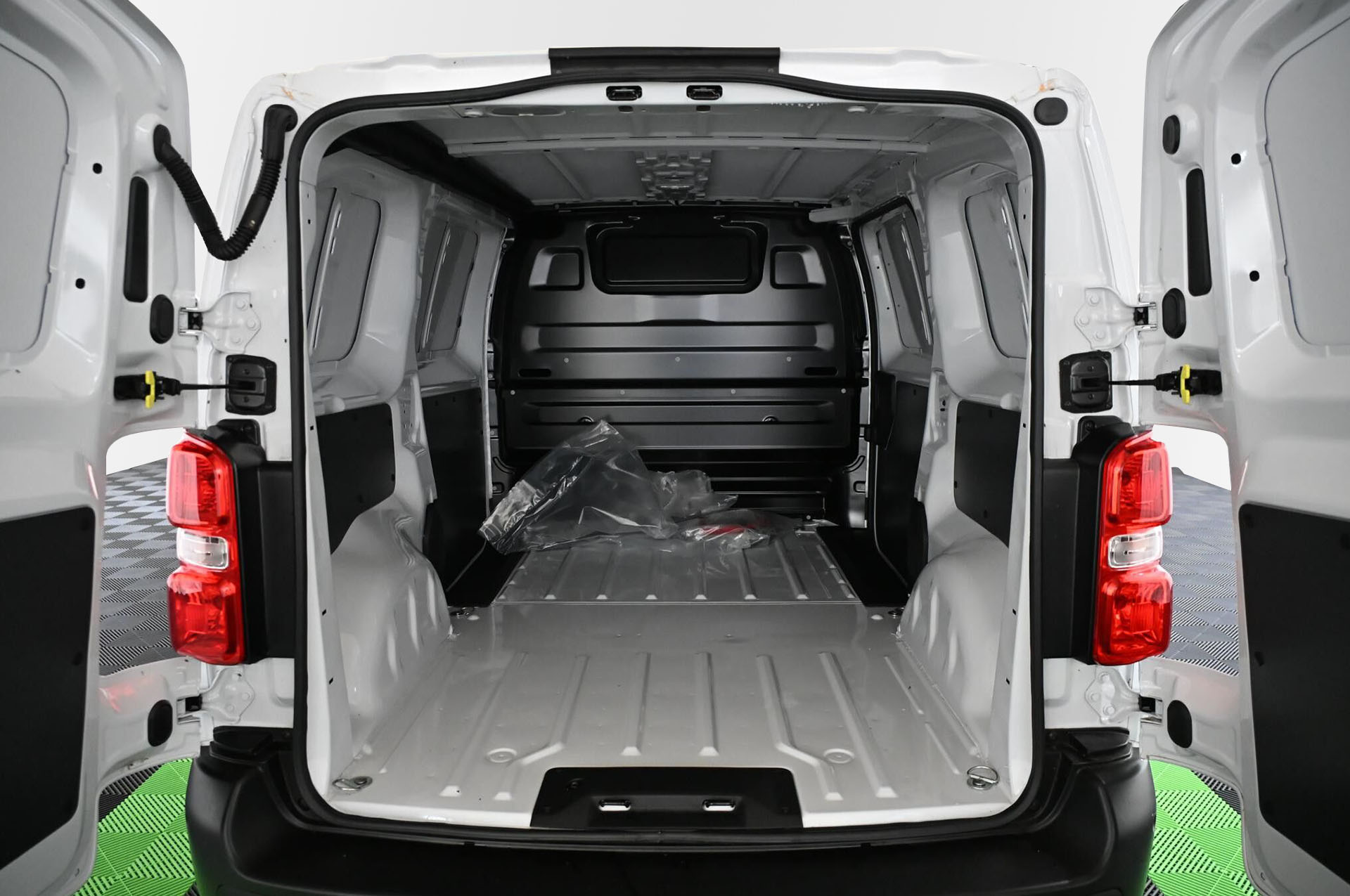 18854_p35 - CITROEN - JUMPY - 2024 - photo 32