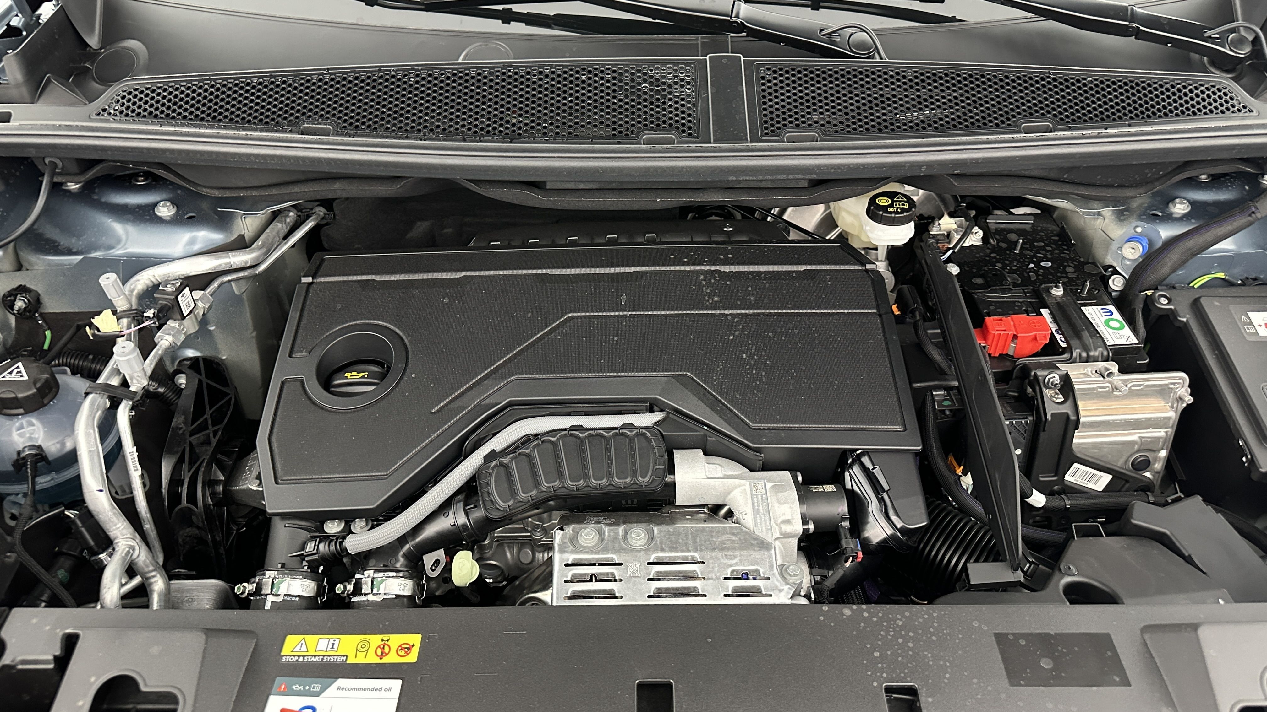 GLI00008311_p53 - PEUGEOT - 5008 - 2025 - photo 12