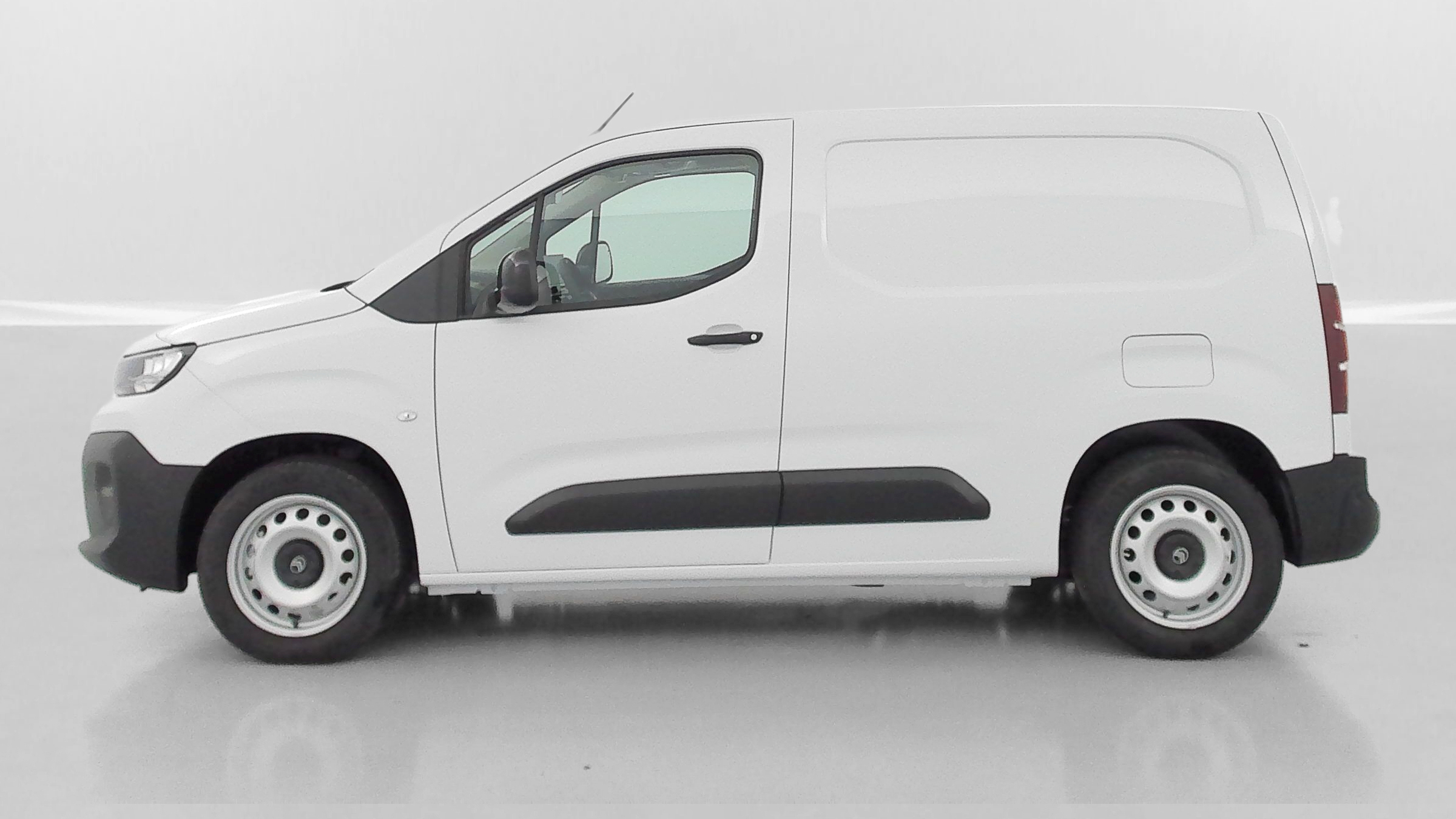 GLI00006601_p53 - CITROEN - BERLINGO - 2025 - photo 4