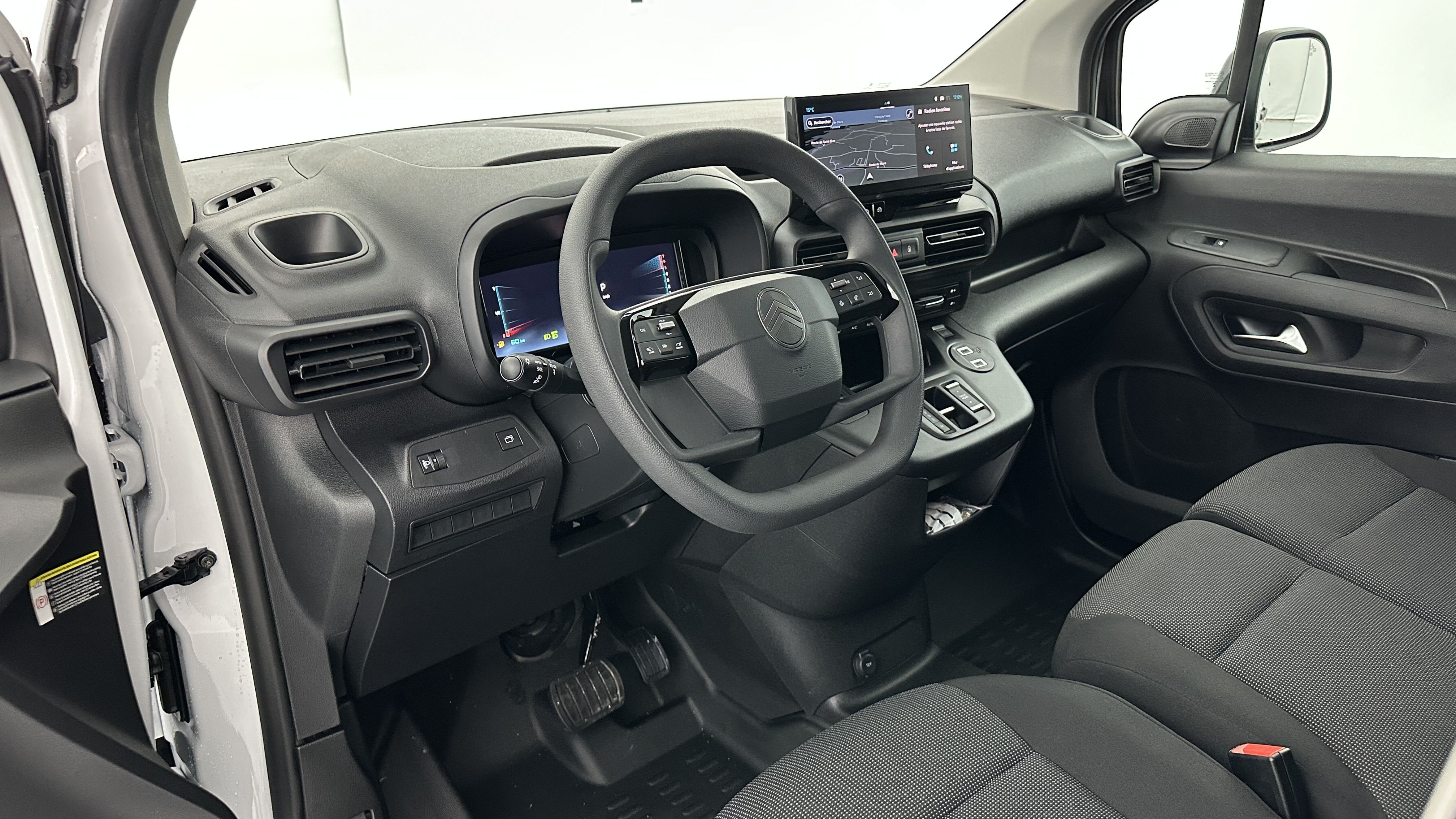 GLI00006601_p53 - CITROEN - BERLINGO - 2025 - photo 6