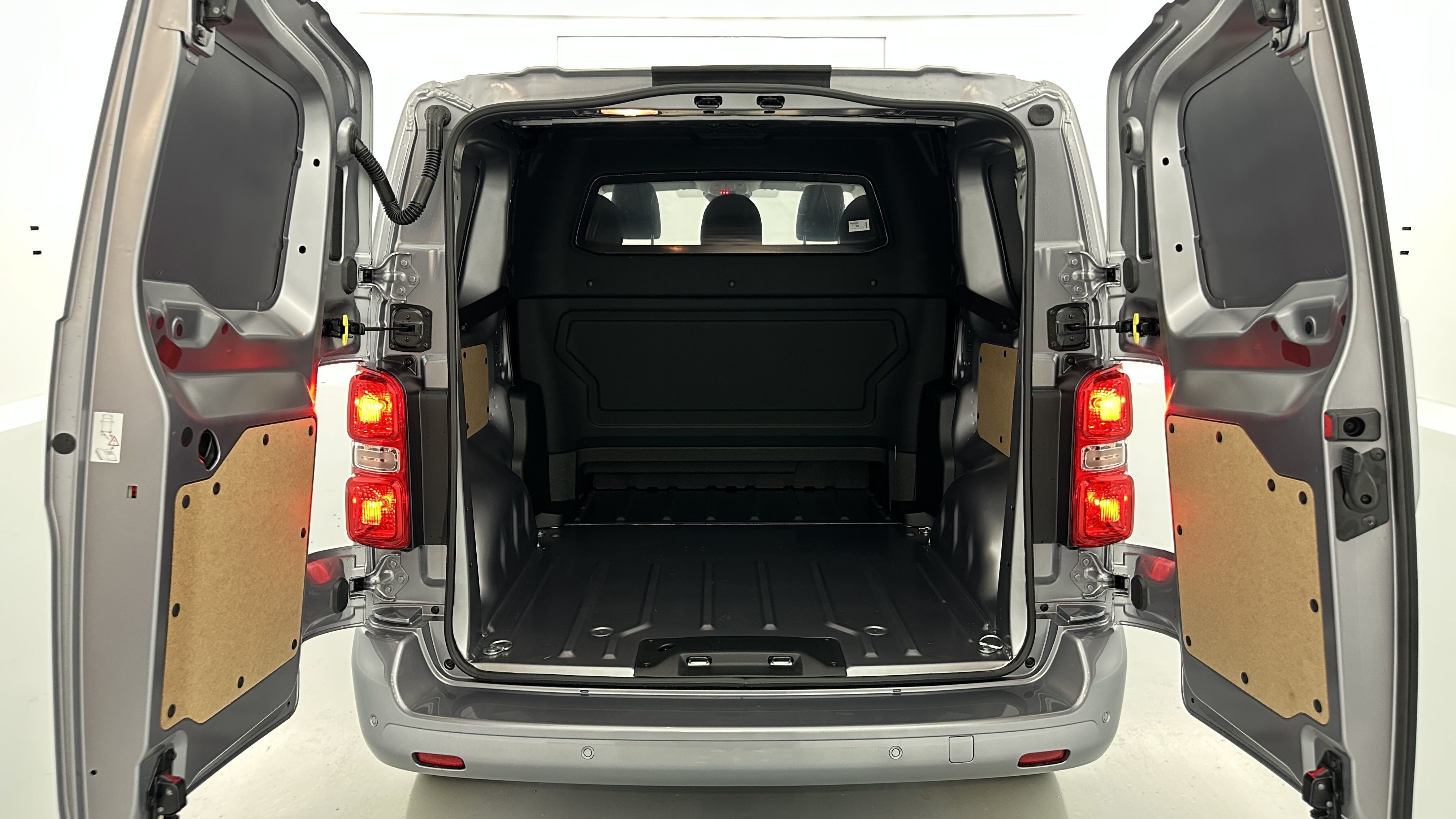 GLI00010596_p53 - PEUGEOT - EXPERT CA - 2025 - photo 9