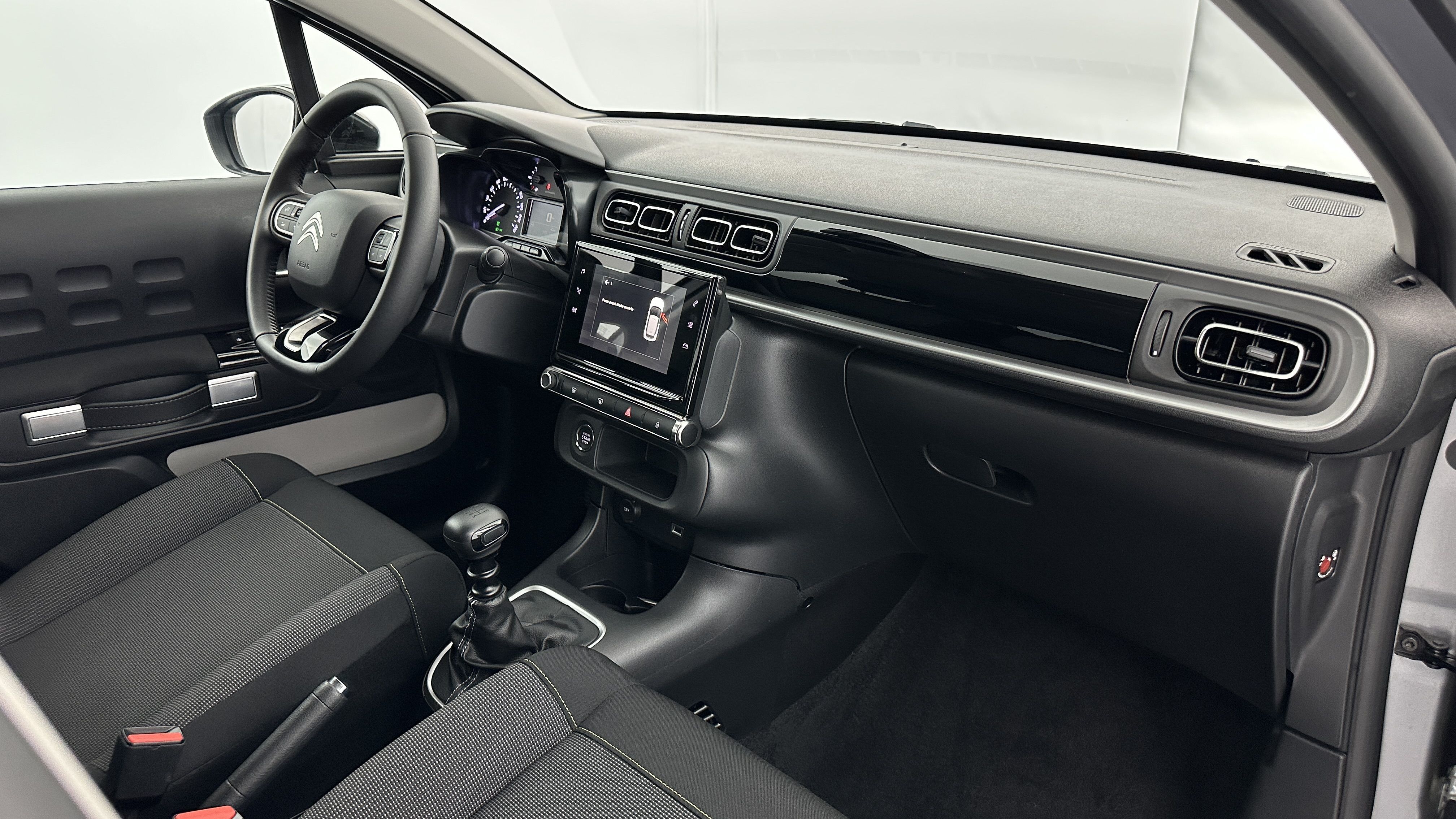 GLI00009848_p53 - CITROEN - C3 - 2024 - photo 8