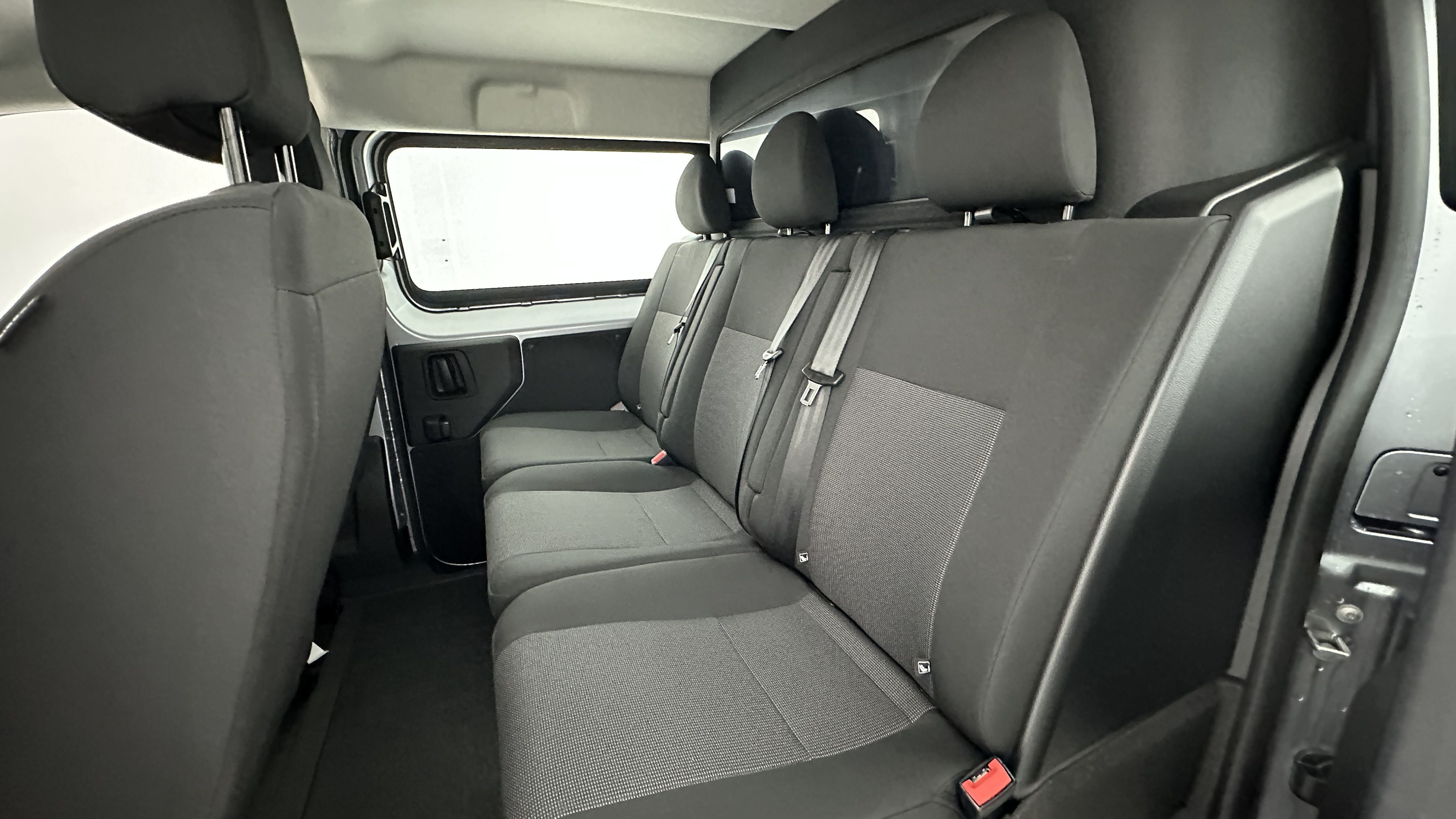 GLI00010595_p53 - PEUGEOT - EXPERT CA - 2025 - photo 8