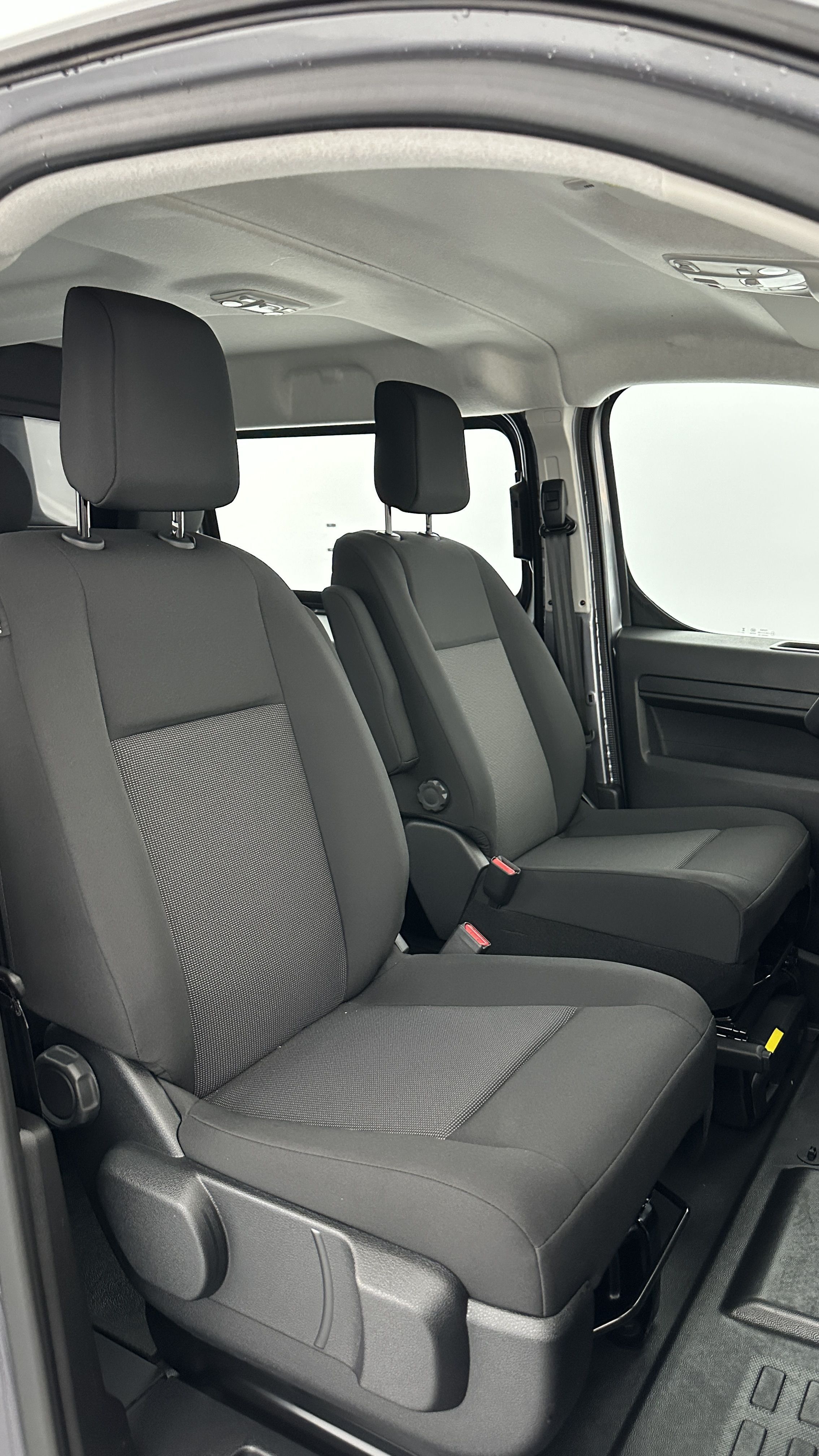 GLI00010256_p53 - PEUGEOT - EXPERT CA - 2025 - photo 12