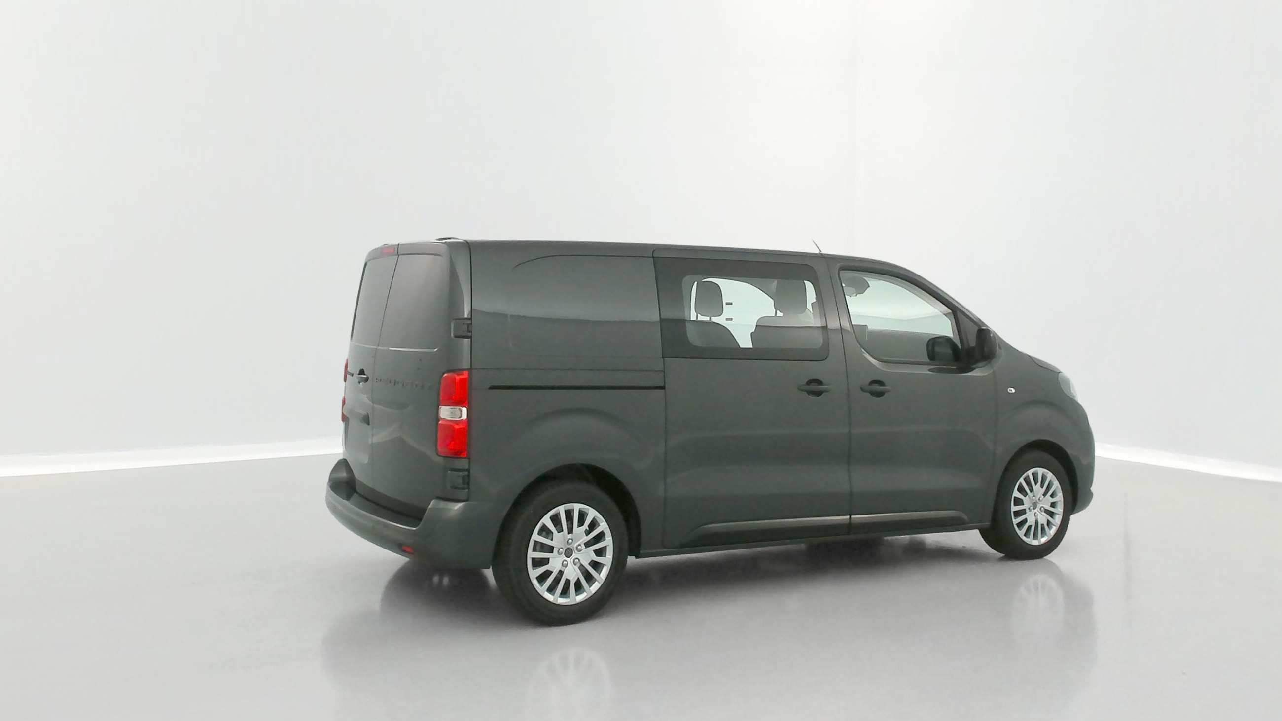 GLI00010256_p53 - PEUGEOT - EXPERT CA - 2025 - photo 21