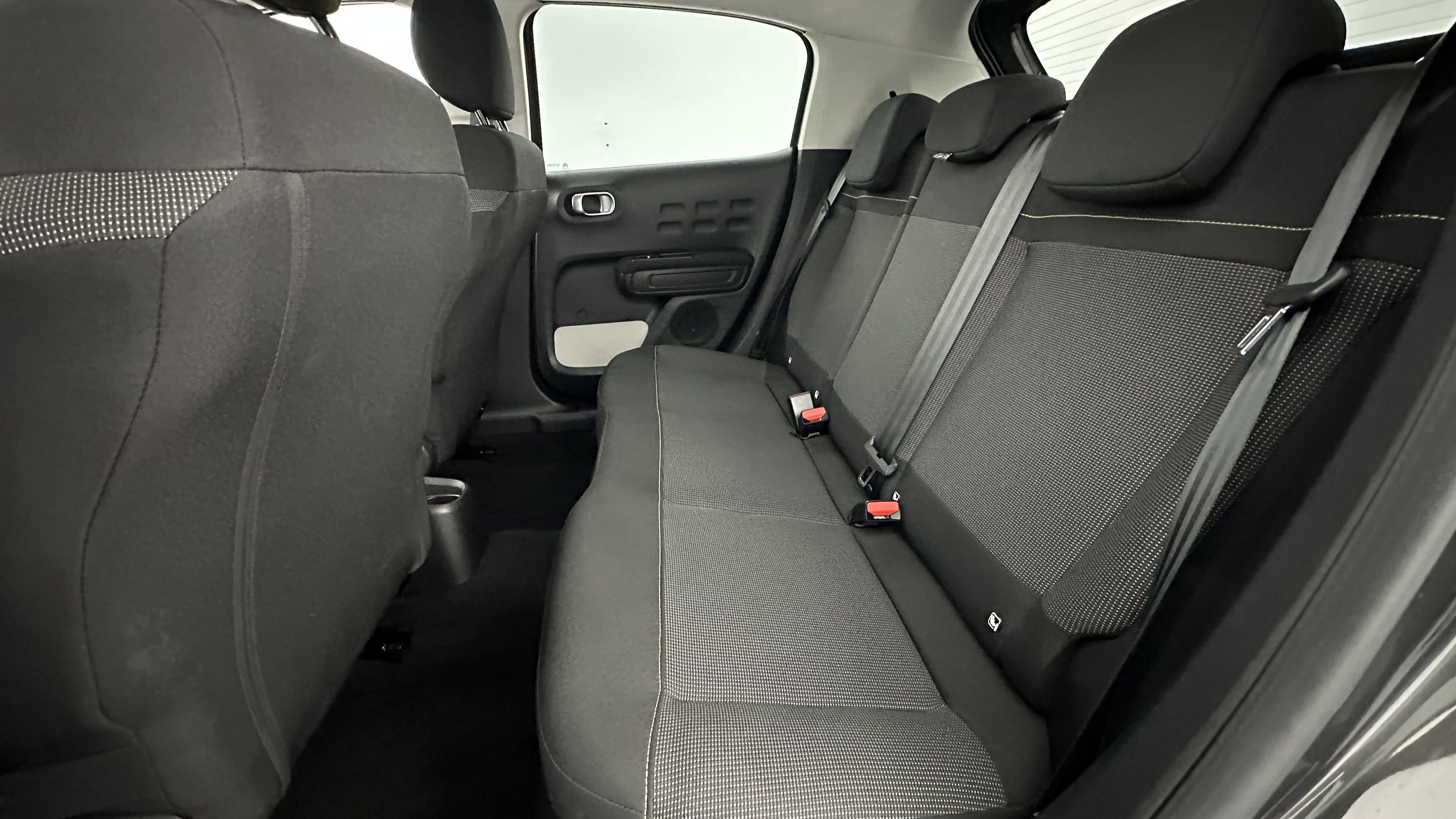 GLI00009847_p53 - CITROEN - C3 - 2024 - photo 9