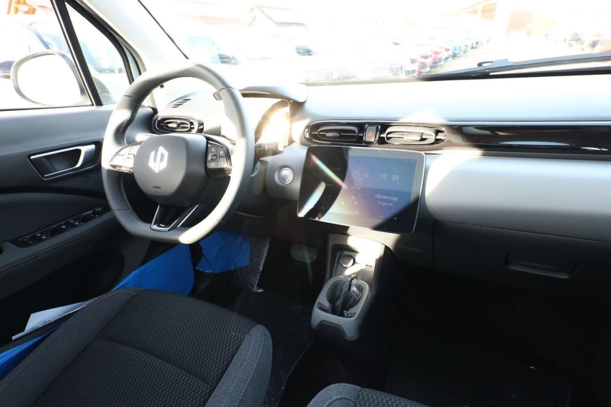 369708_p2 - LEAPMOTOR - T03 - 2025 - photo 9