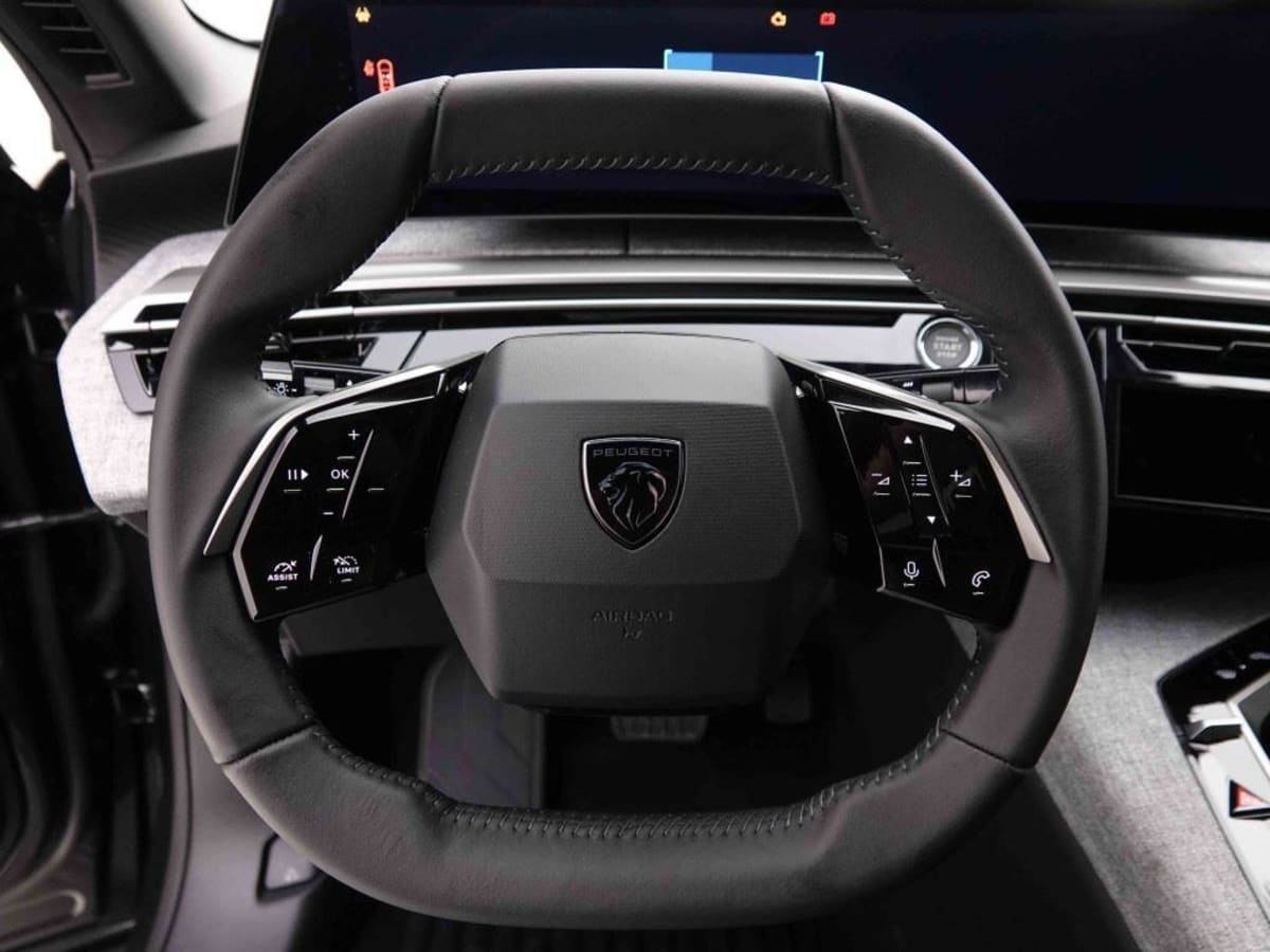 369083_p2 - PEUGEOT - 3008 - 2025 - photo 9