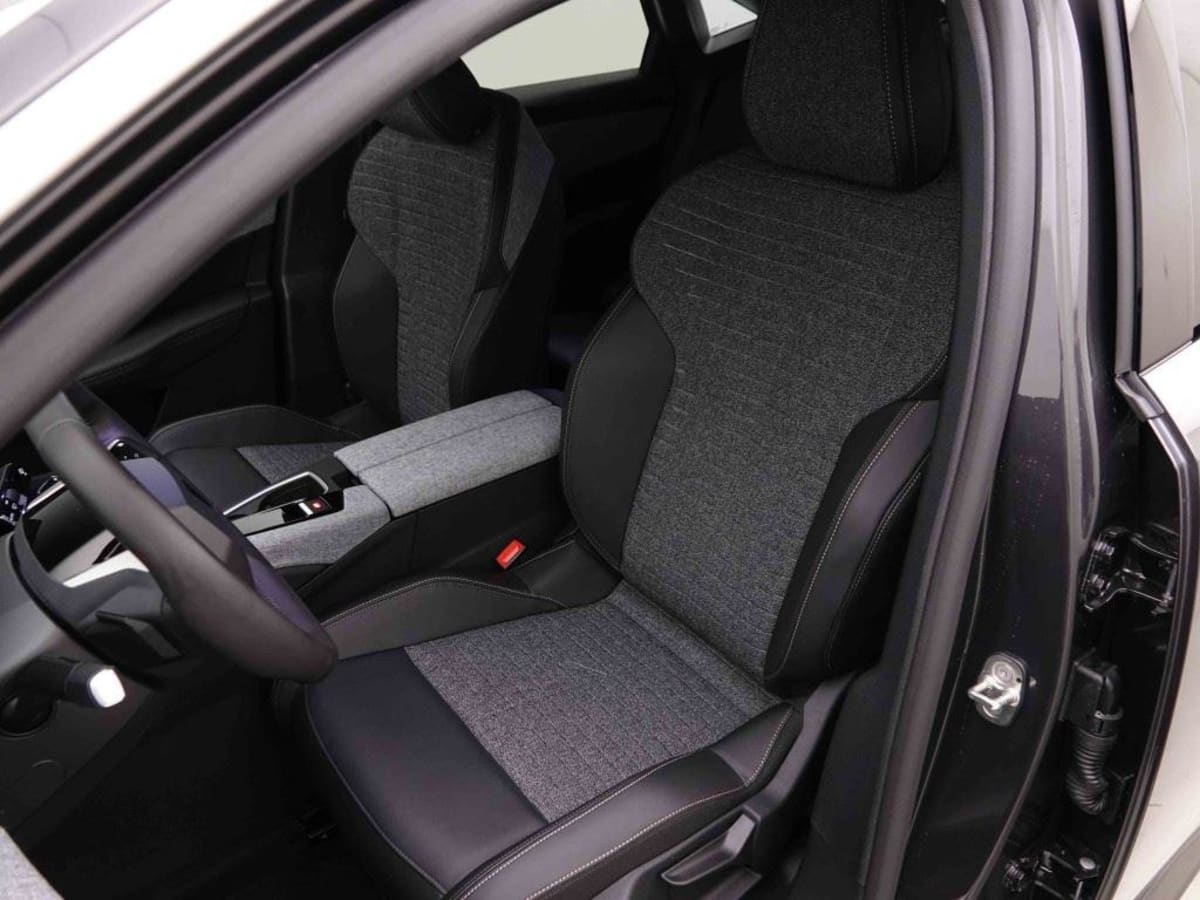 369083_p2 - PEUGEOT - 3008 - 2025 - photo 7