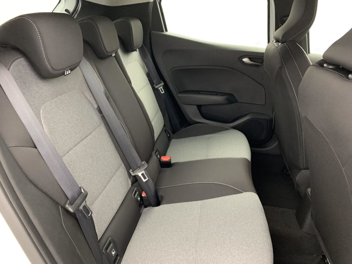 365302_p2 - RENAULT - CLIO 5 - 2025 - photo 10