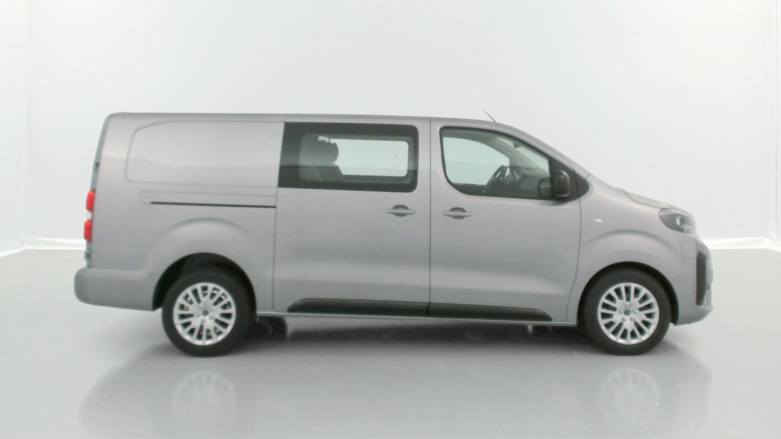 GLI00010623_p53 - PEUGEOT - EXPERT CA - 2025 - photo 19