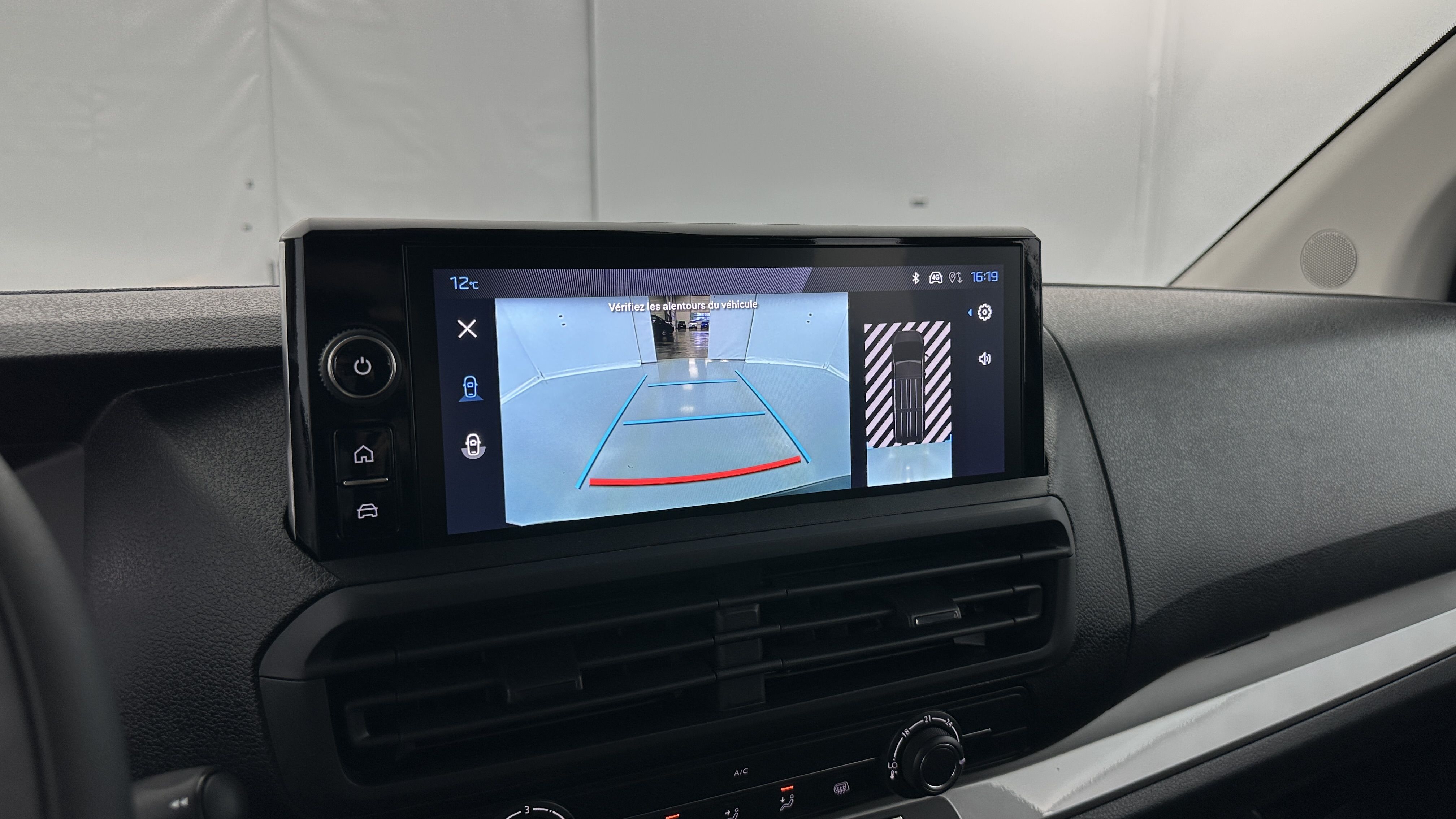 GLI00010630_p53 - PEUGEOT - EXPERT CA - 2025 - photo 15