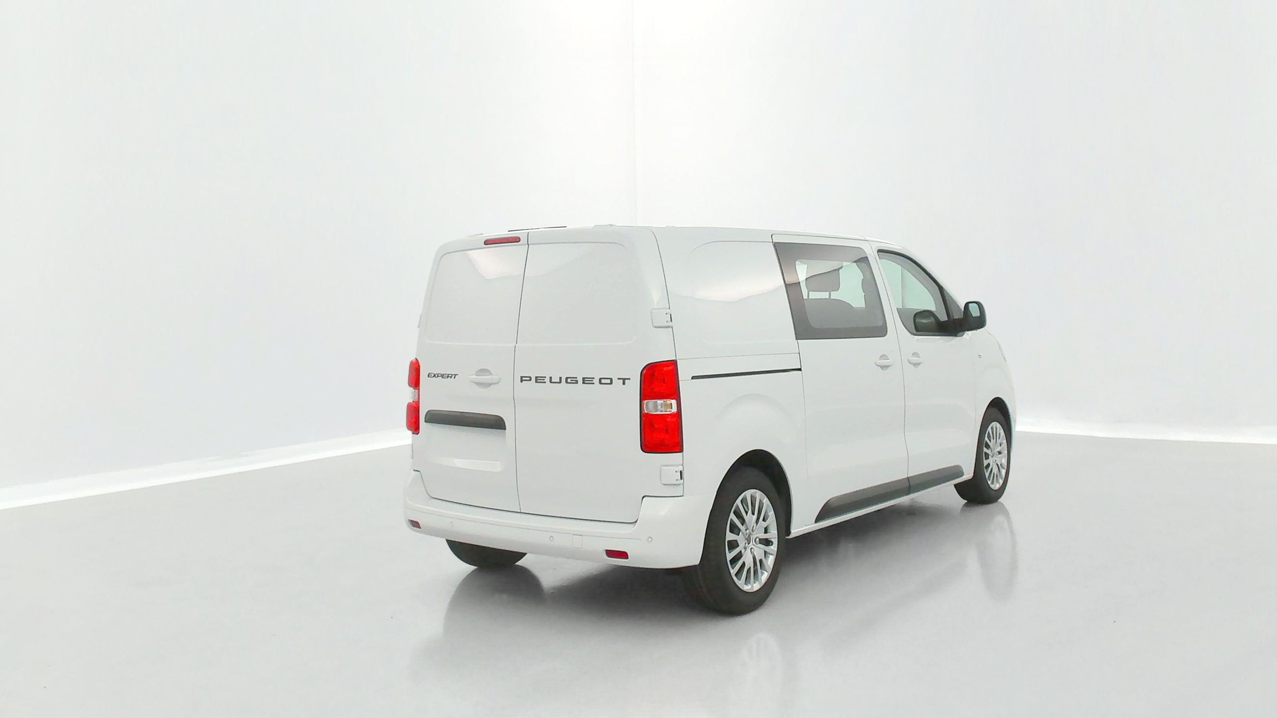 GLI00010697_p53 - PEUGEOT - EXPERT CA - 2025 - photo 18