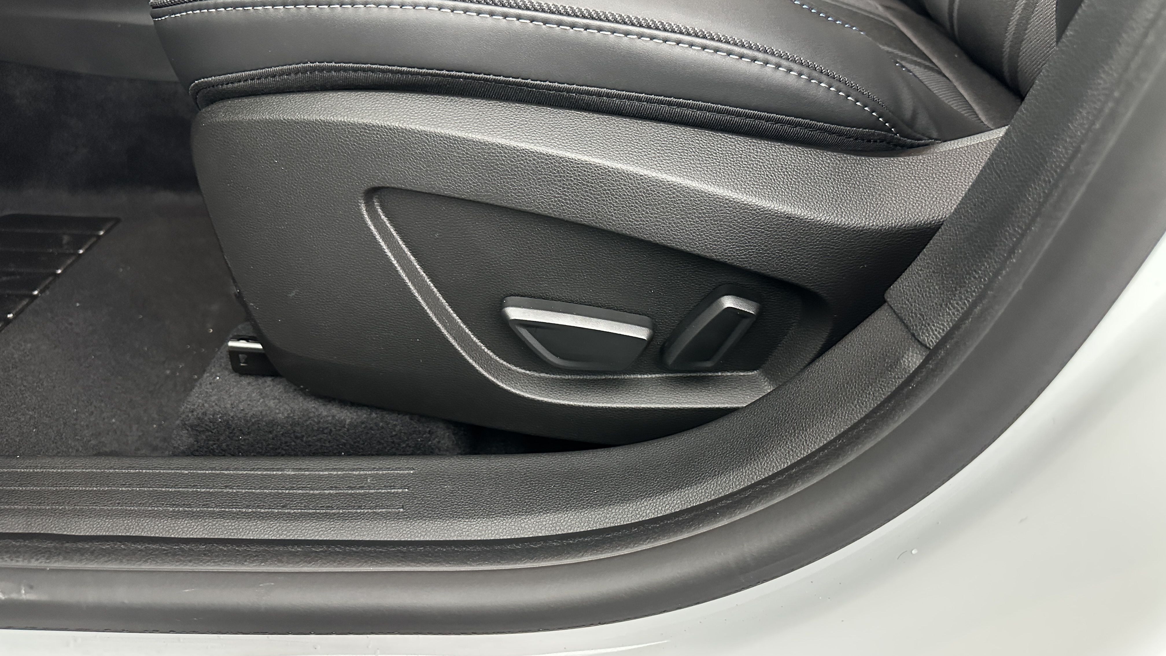 GLI00009597_p53 - RENAULT - SYMBIOZ - 2025 - photo 24