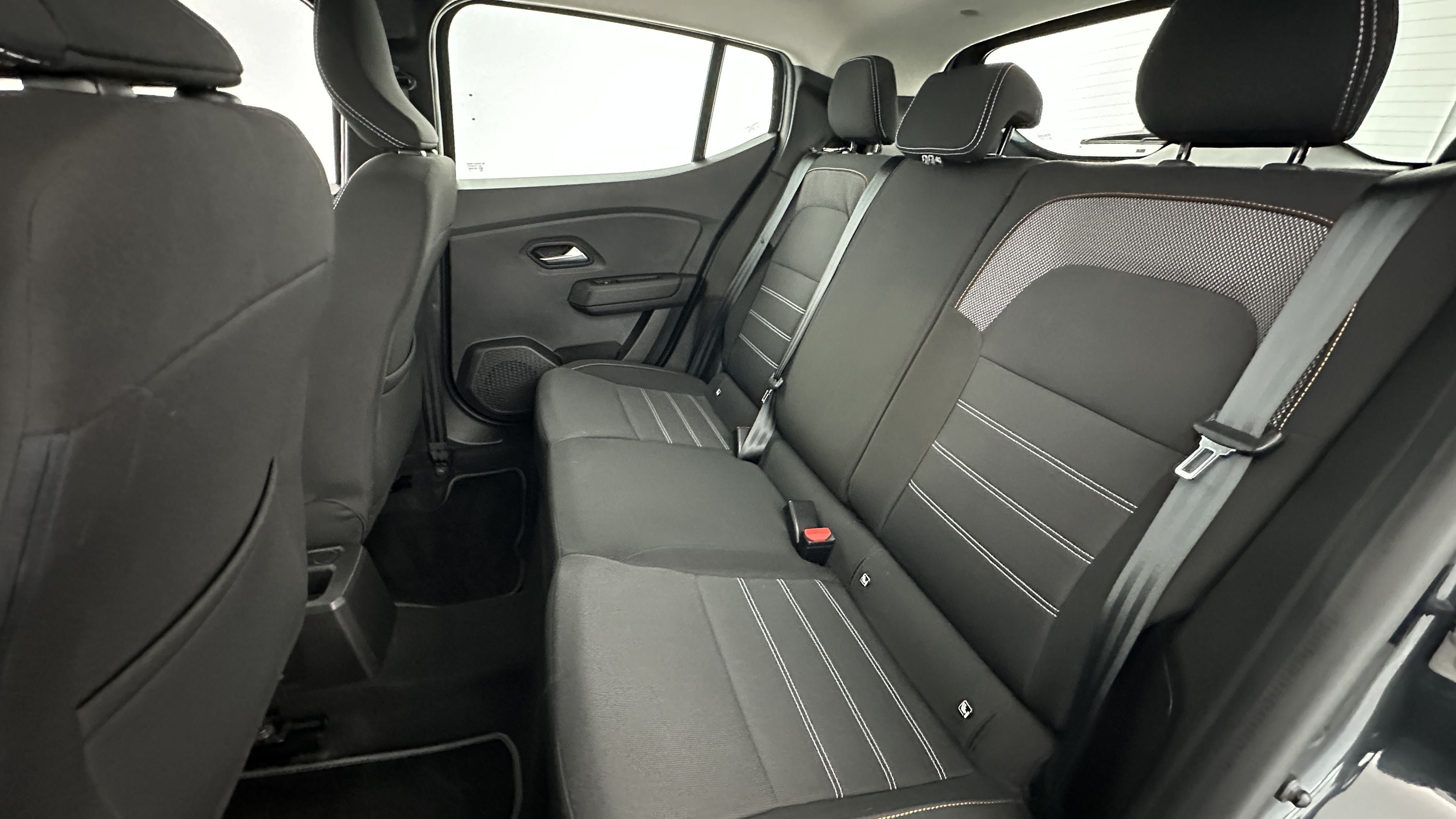 GLI00015443_p53 - DACIA - SANDERO - 2022 - photo 9