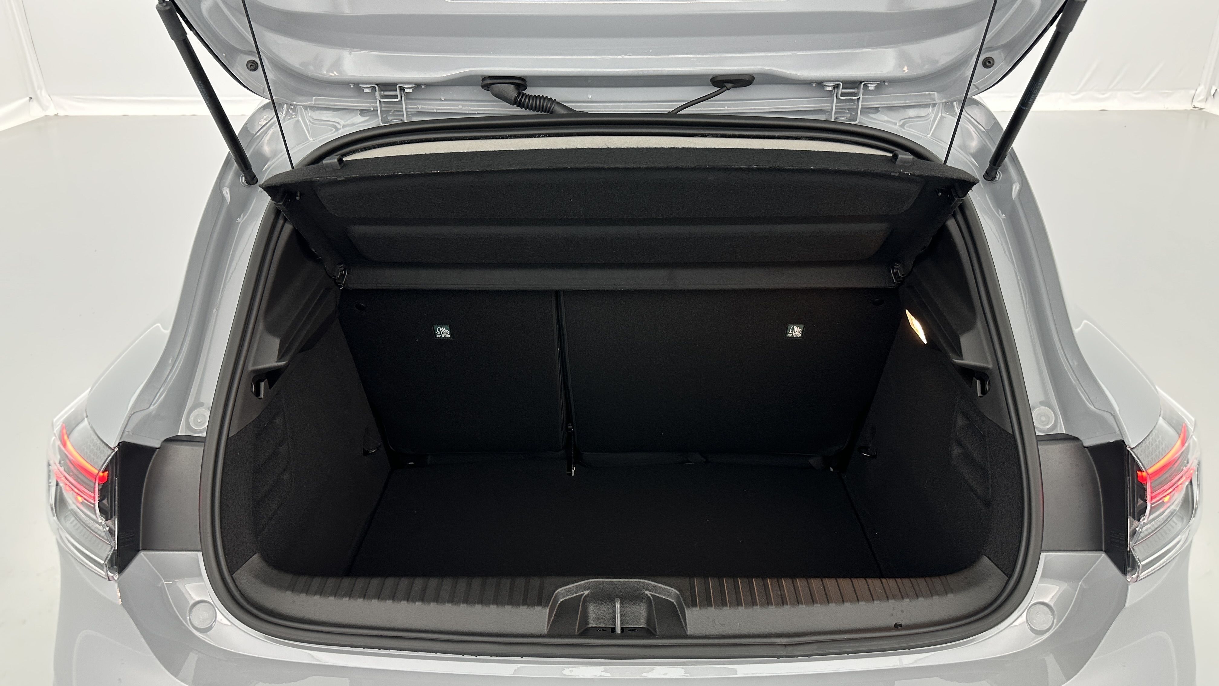 GLI00010432_p53 - RENAULT - CLIO - 2025 - photo 10