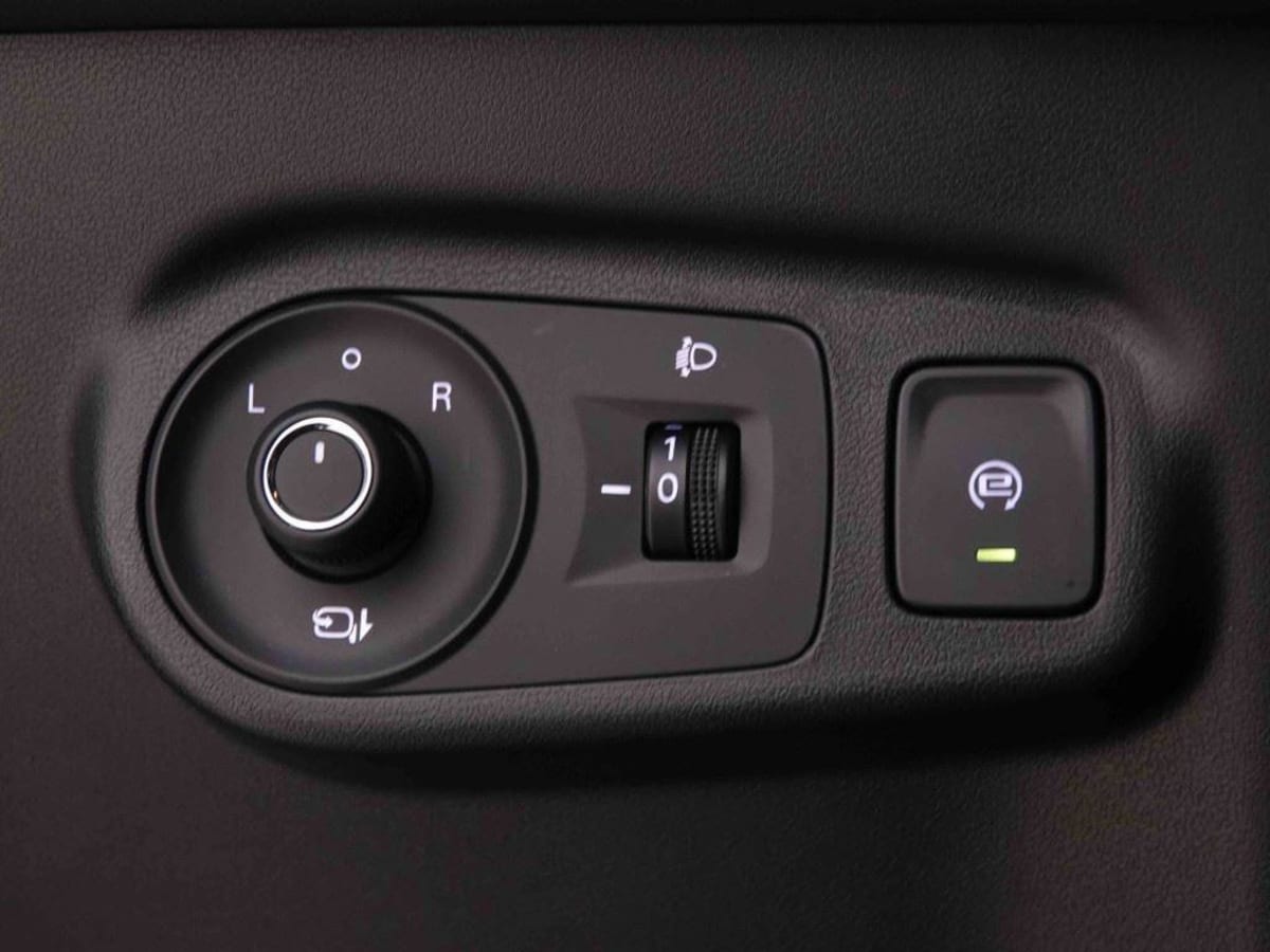 373014_p2 - MG - ZS - 2026 - photo 9