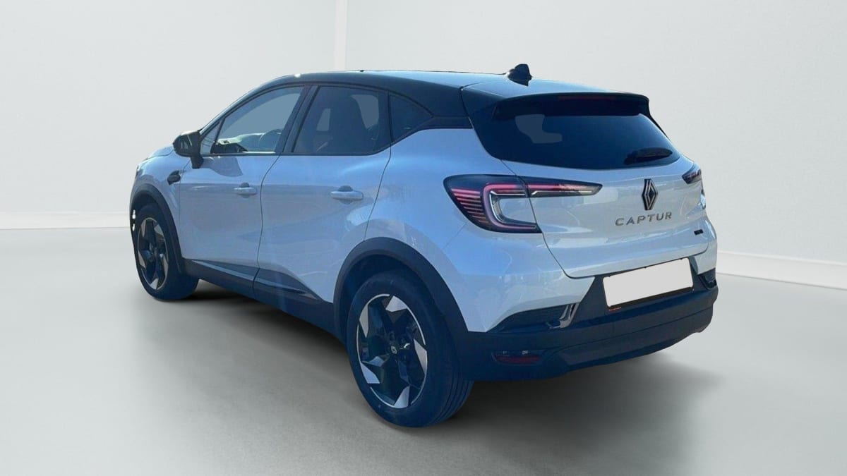 360100_p2 - RENAULT - CAPTUR - 2025 - photo 5