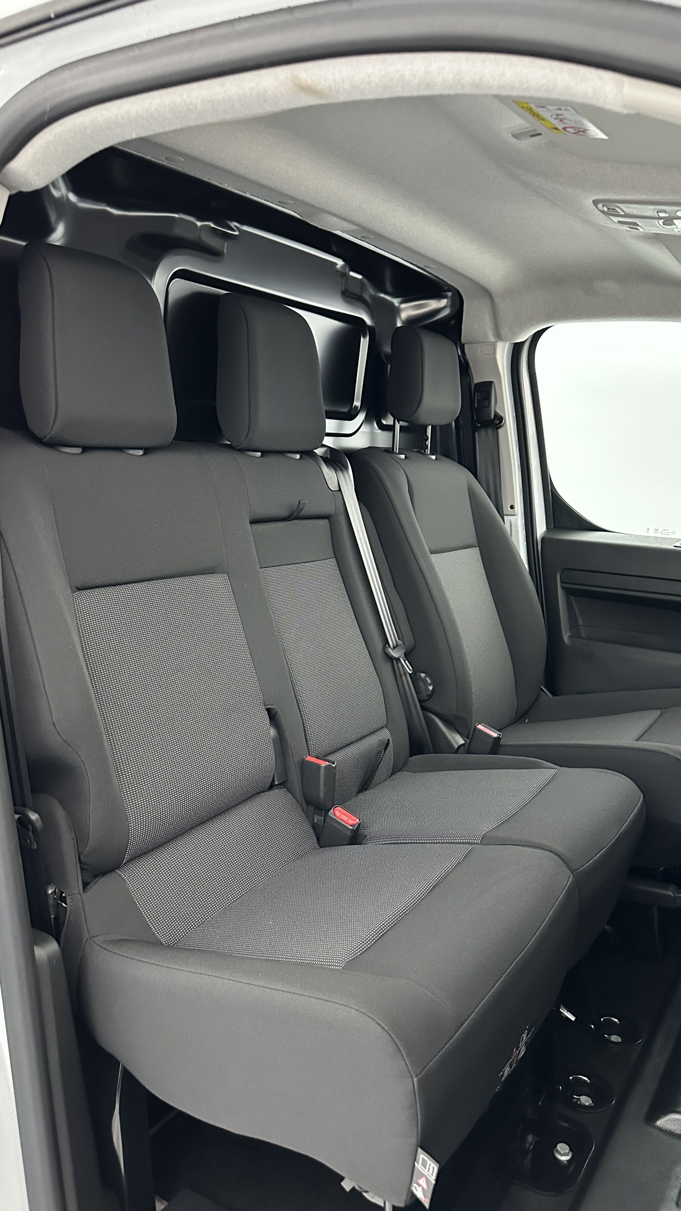 GLI00008472_p53 - PEUGEOT - EXPERT - 2025 - photo 13