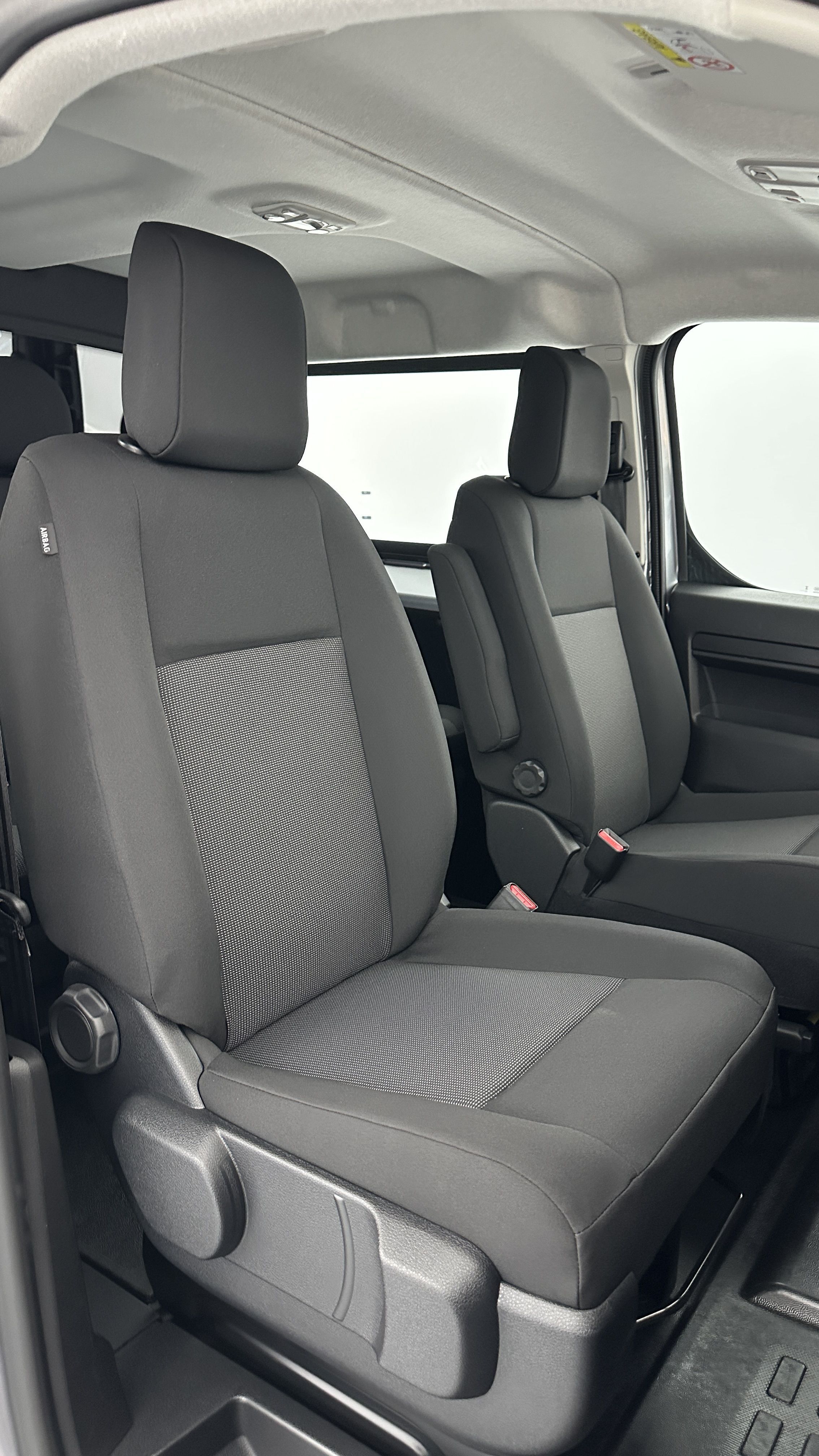 GLI00010624_p53 - PEUGEOT - EXPERT CA - 2025 - photo 13