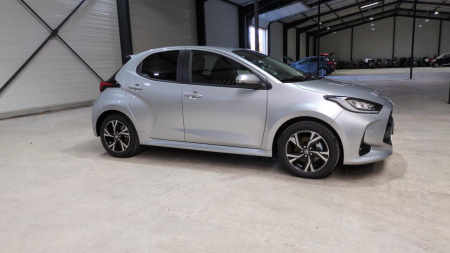 47196_p28 - TOYOTA - YARIS HYBRIDE - 2026