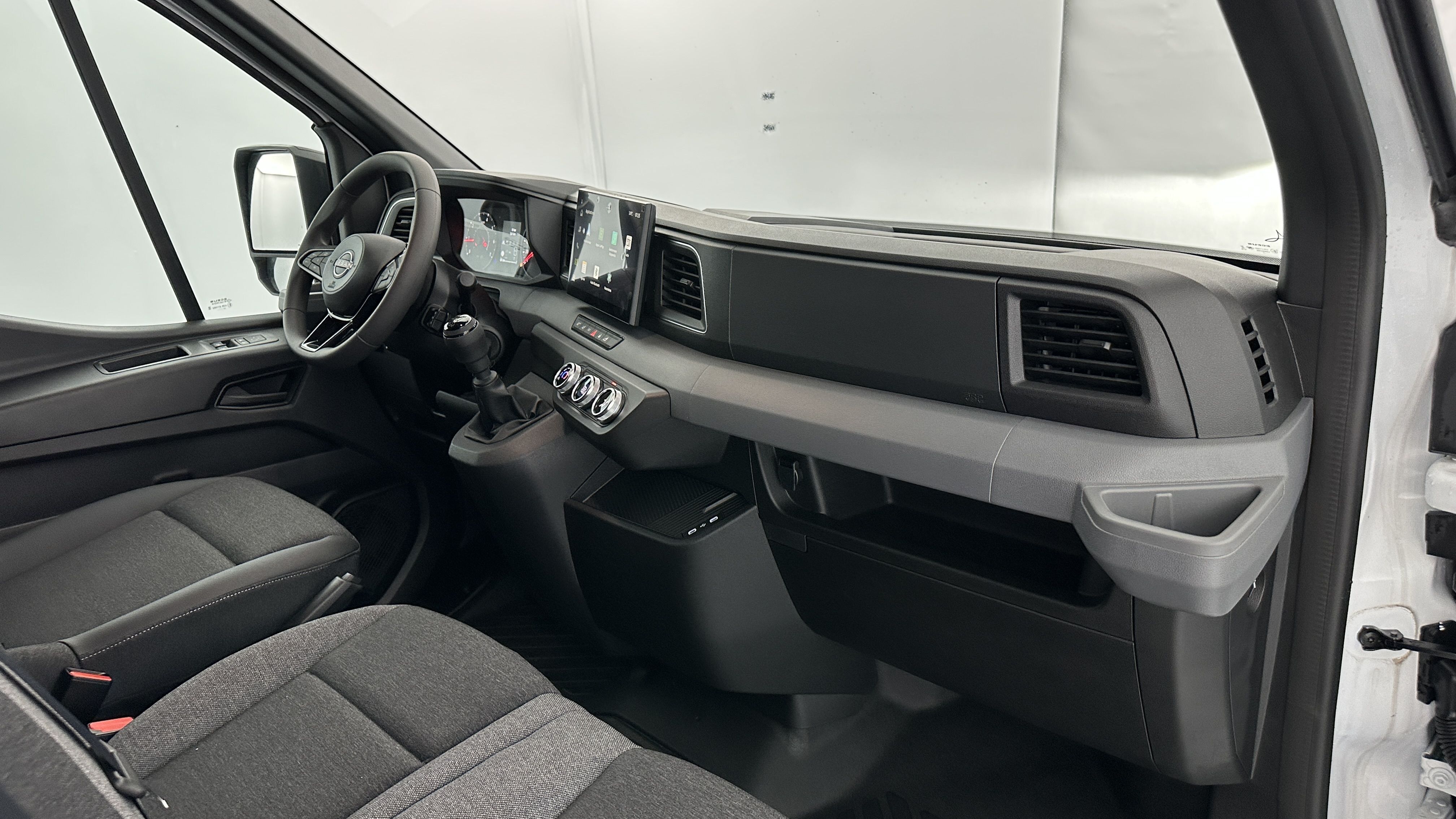 GLI00011231_p53 - NISSAN - INTERSTAR - 2025 - photo 7