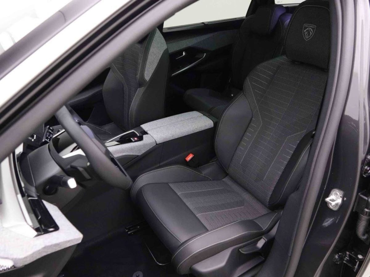 377939_p2 - PEUGEOT - 5008 - 2026 - photo 5