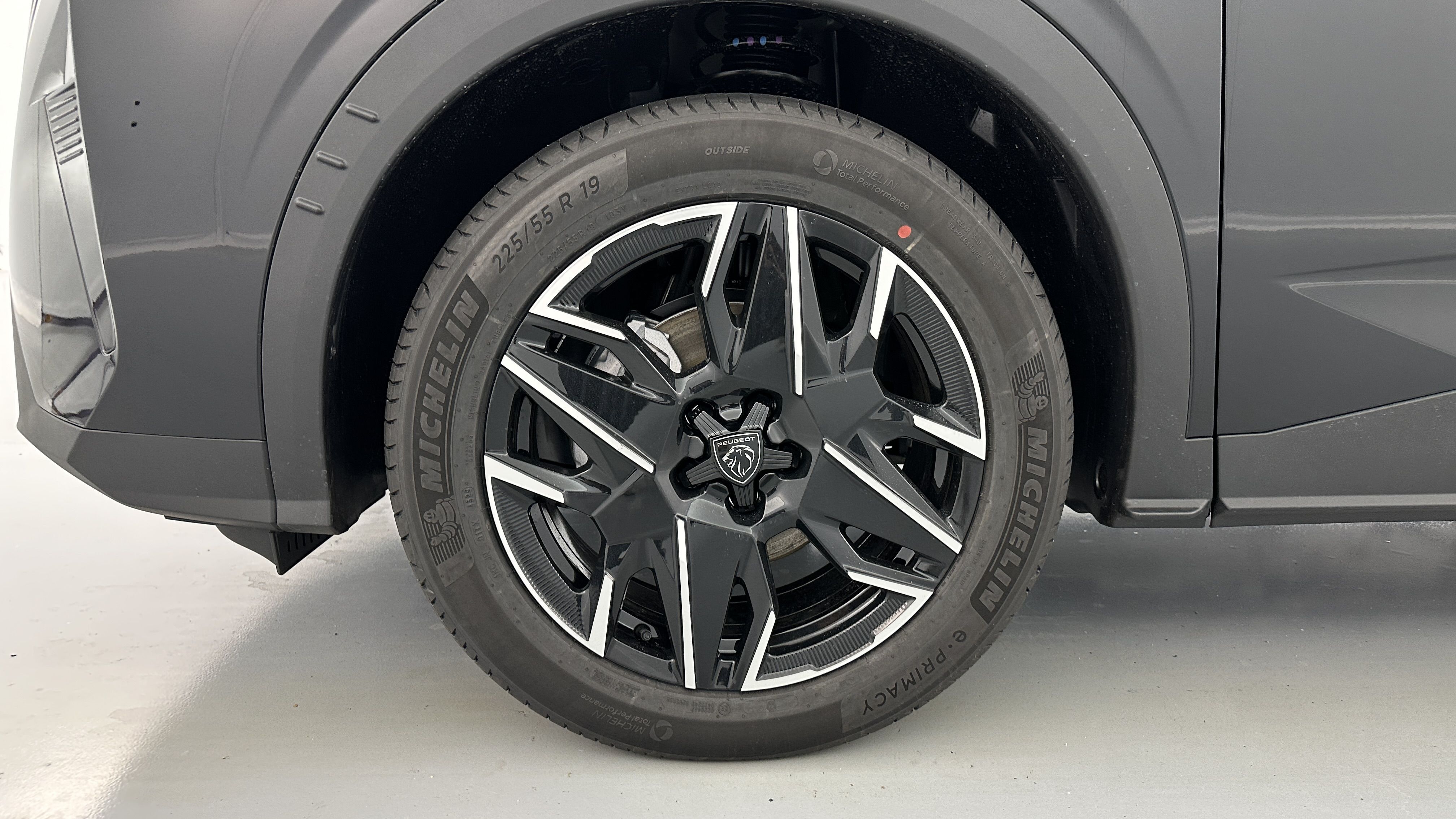 GLI00012564_p53 - PEUGEOT - 3008 - 2025 - photo 12