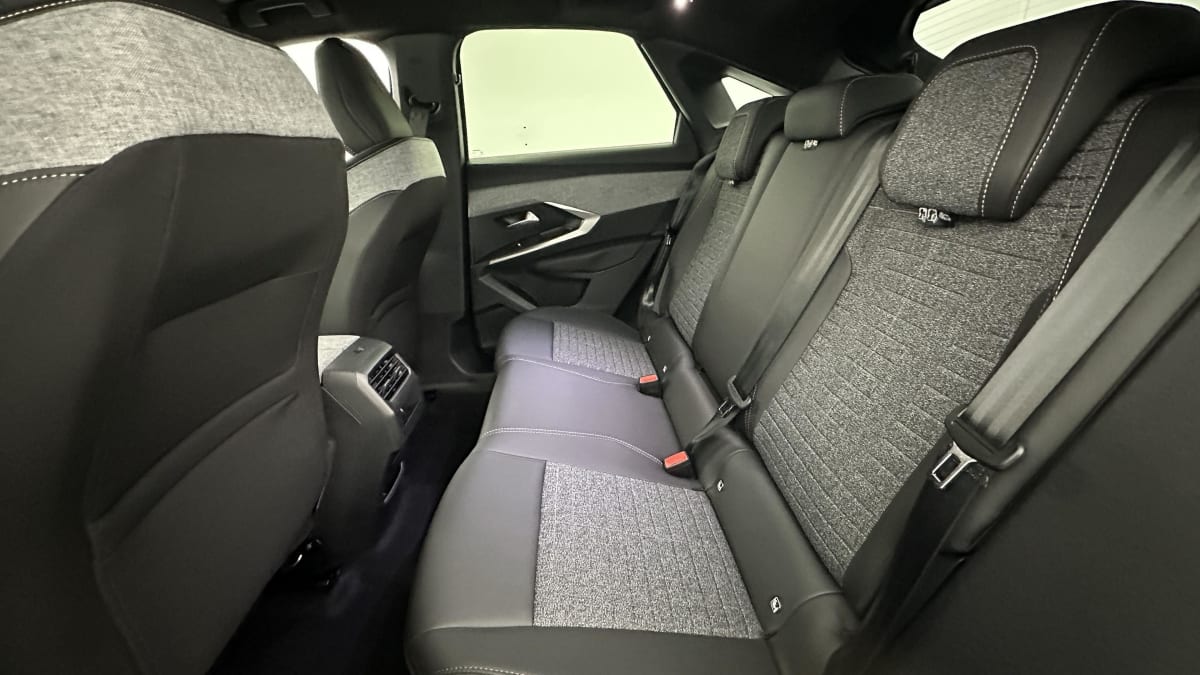 380446_p2 - PEUGEOT - 3008 - 2026 - photo 9