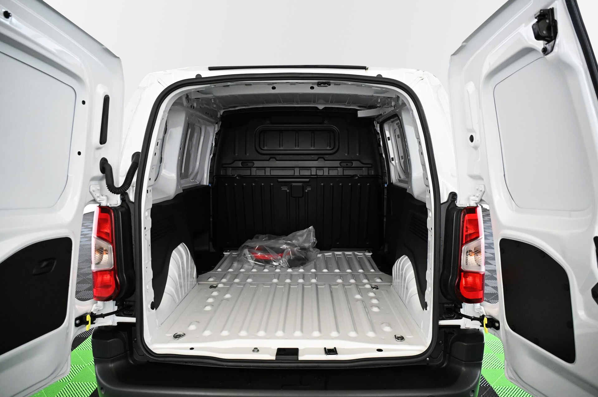 18915_p35 - CITROEN - BERLINGO - 2024 - photo 33