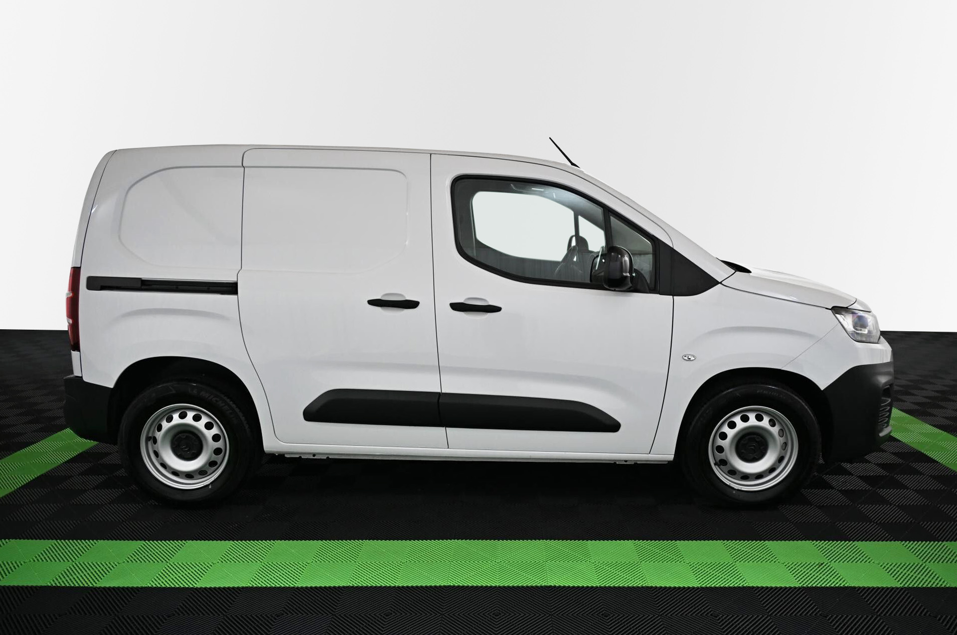 18915_p35 - CITROEN - BERLINGO - 2024 - photo 7