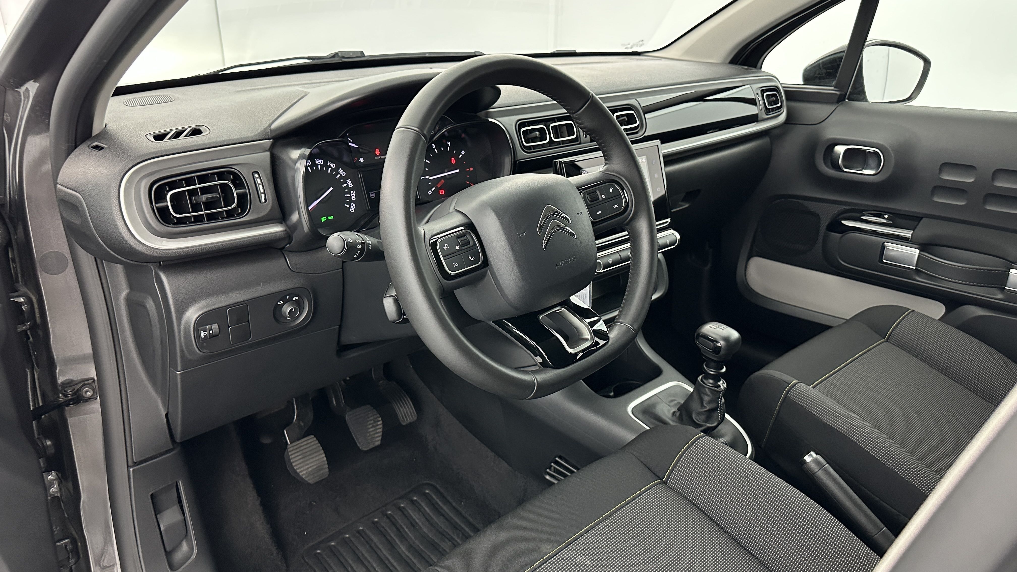 GLI00002803_p53 - CITROEN - C3 - 2024 - photo 6